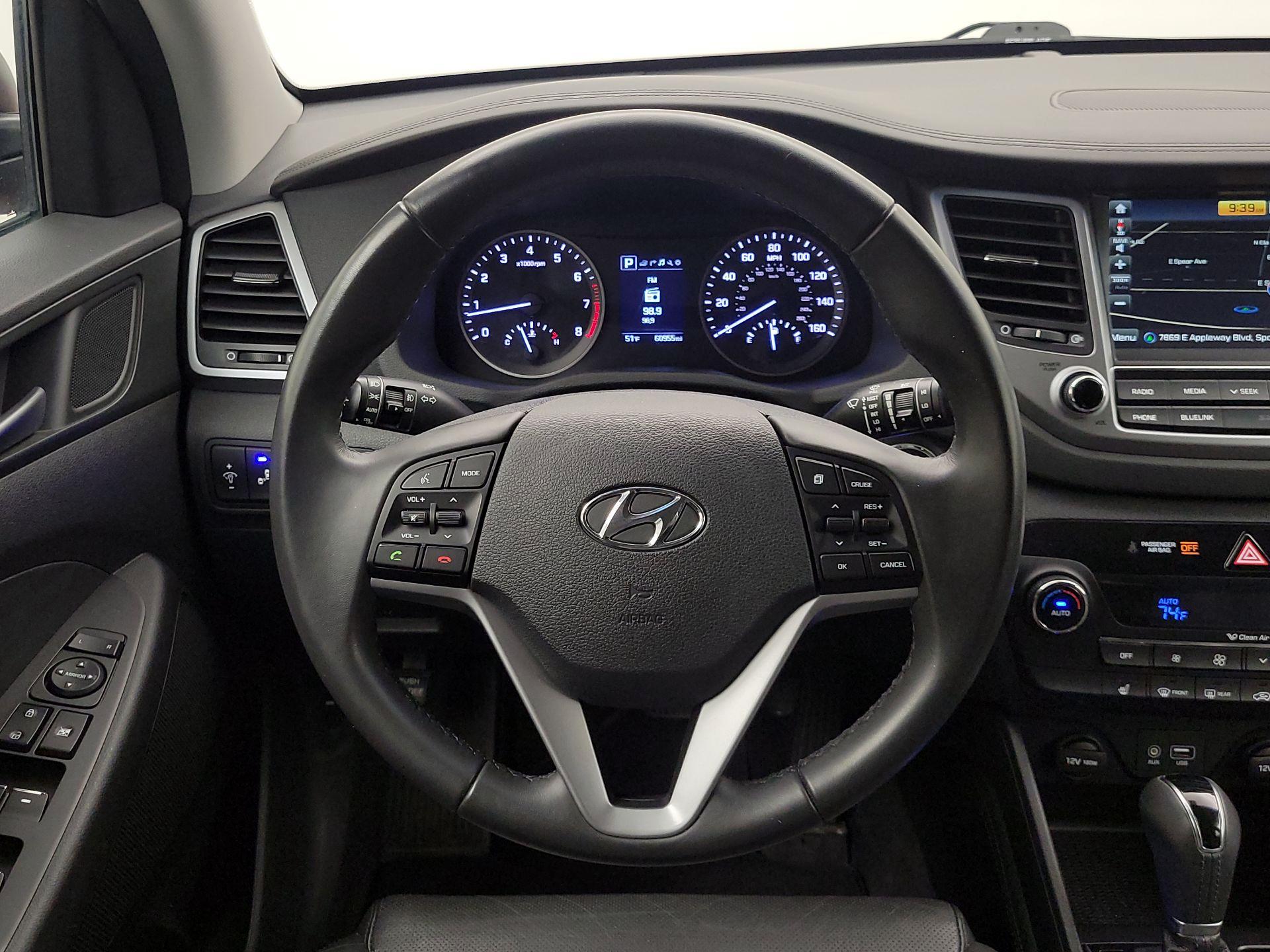 Thumbnail: 2017 Hyundai Tucson - 10