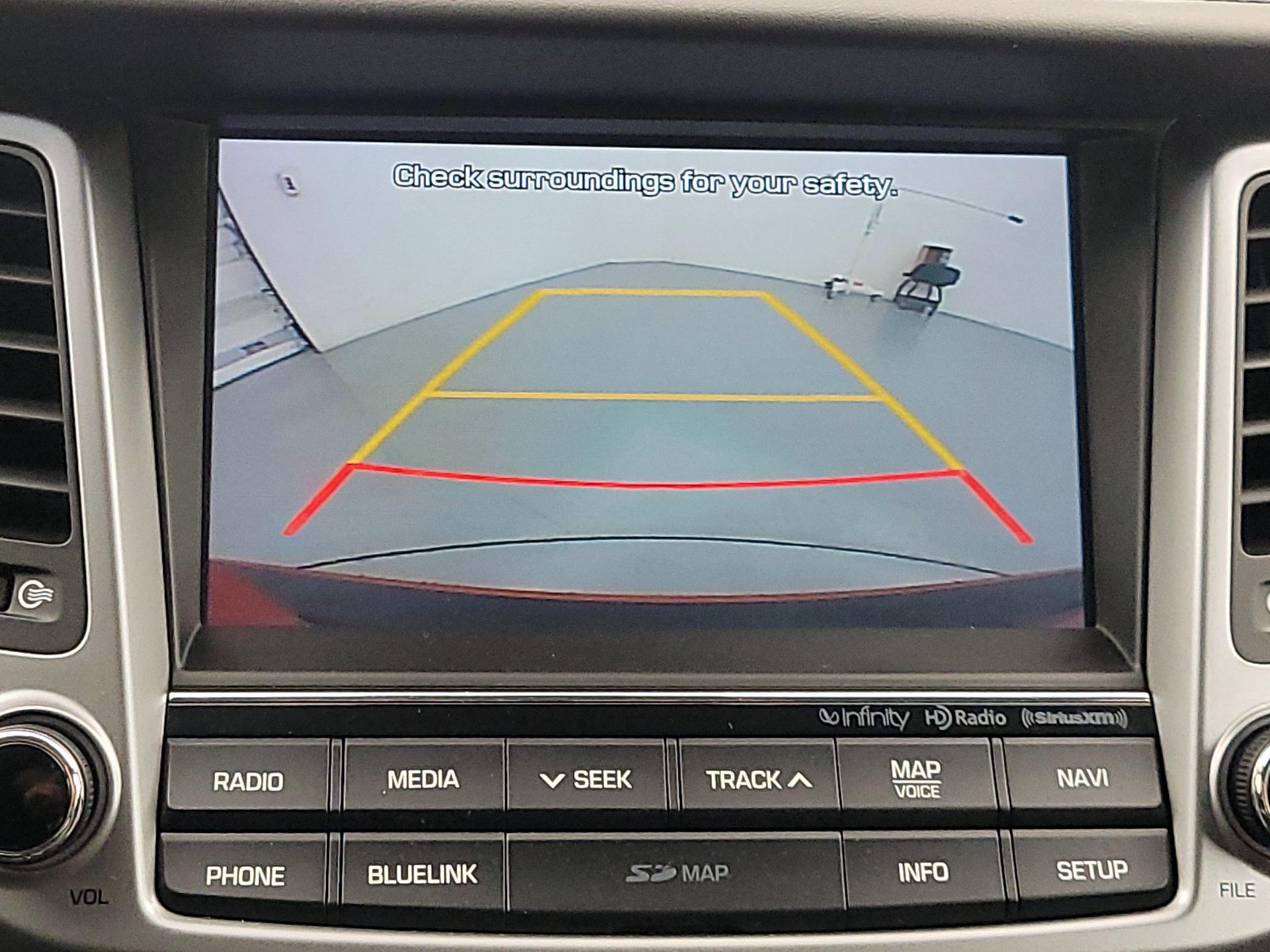 Thumbnail: 2017 Hyundai Tucson - 15