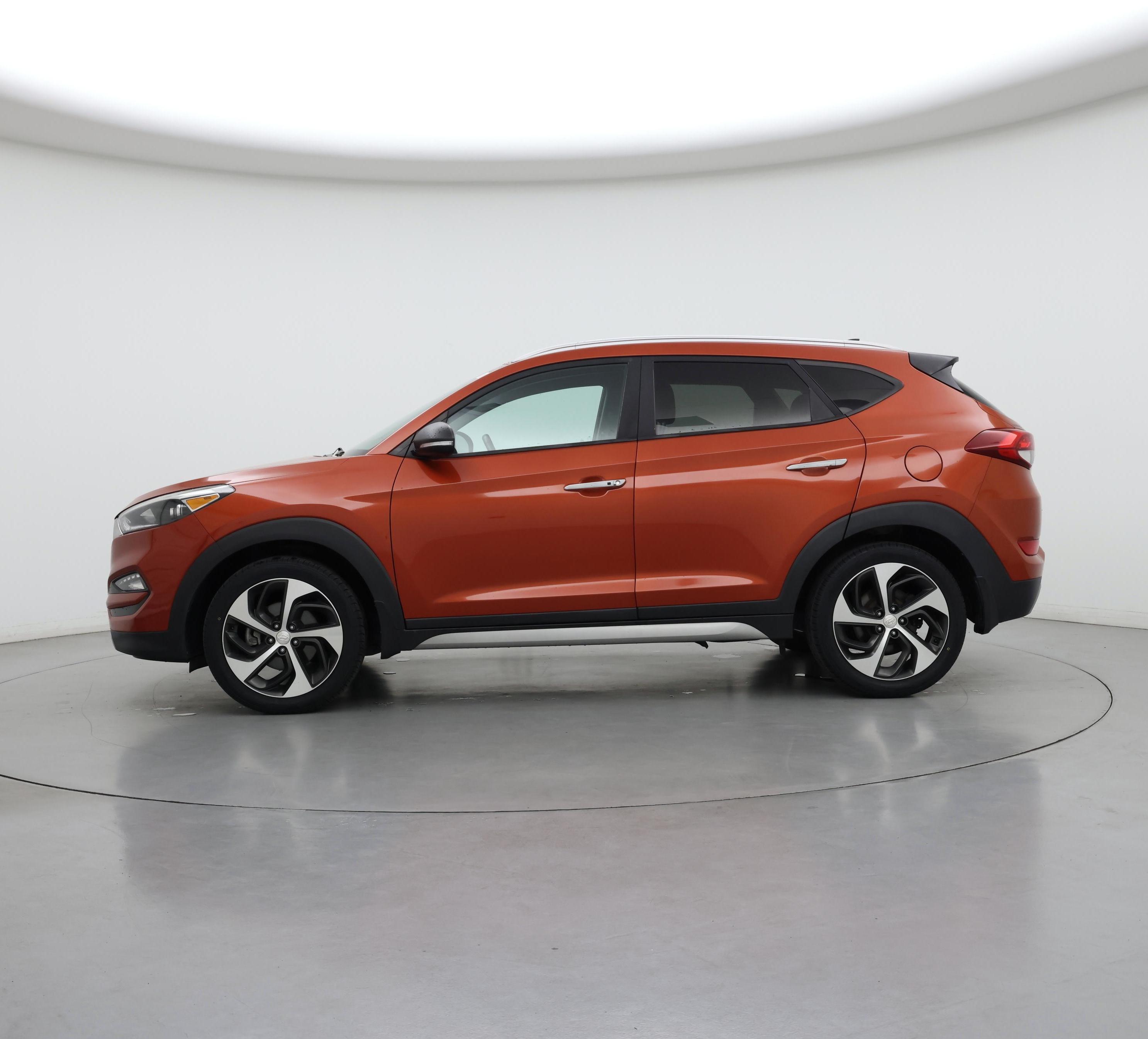 Thumbnail: 2017 Hyundai Tucson - 3