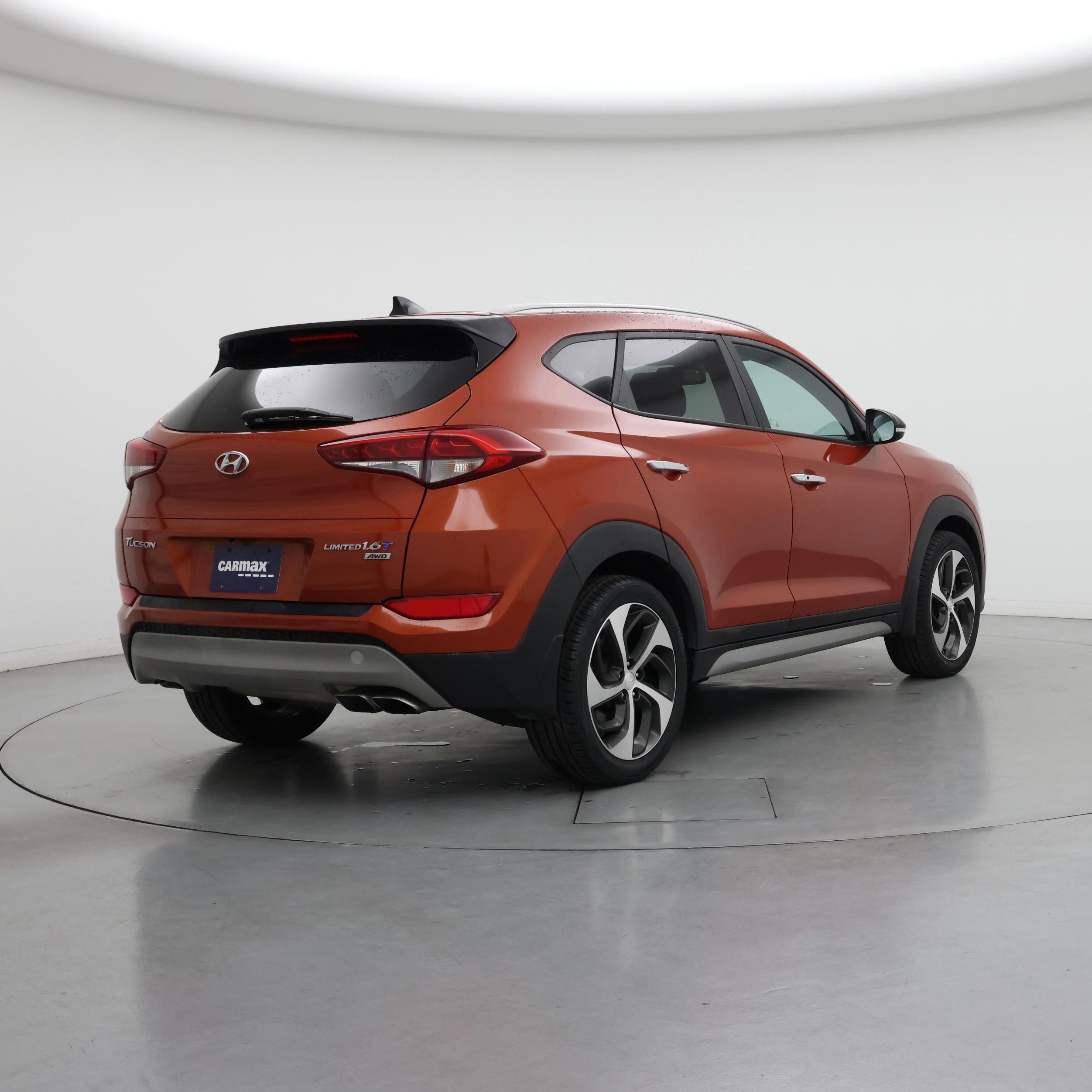 Thumbnail: 2017 Hyundai Tucson - 8