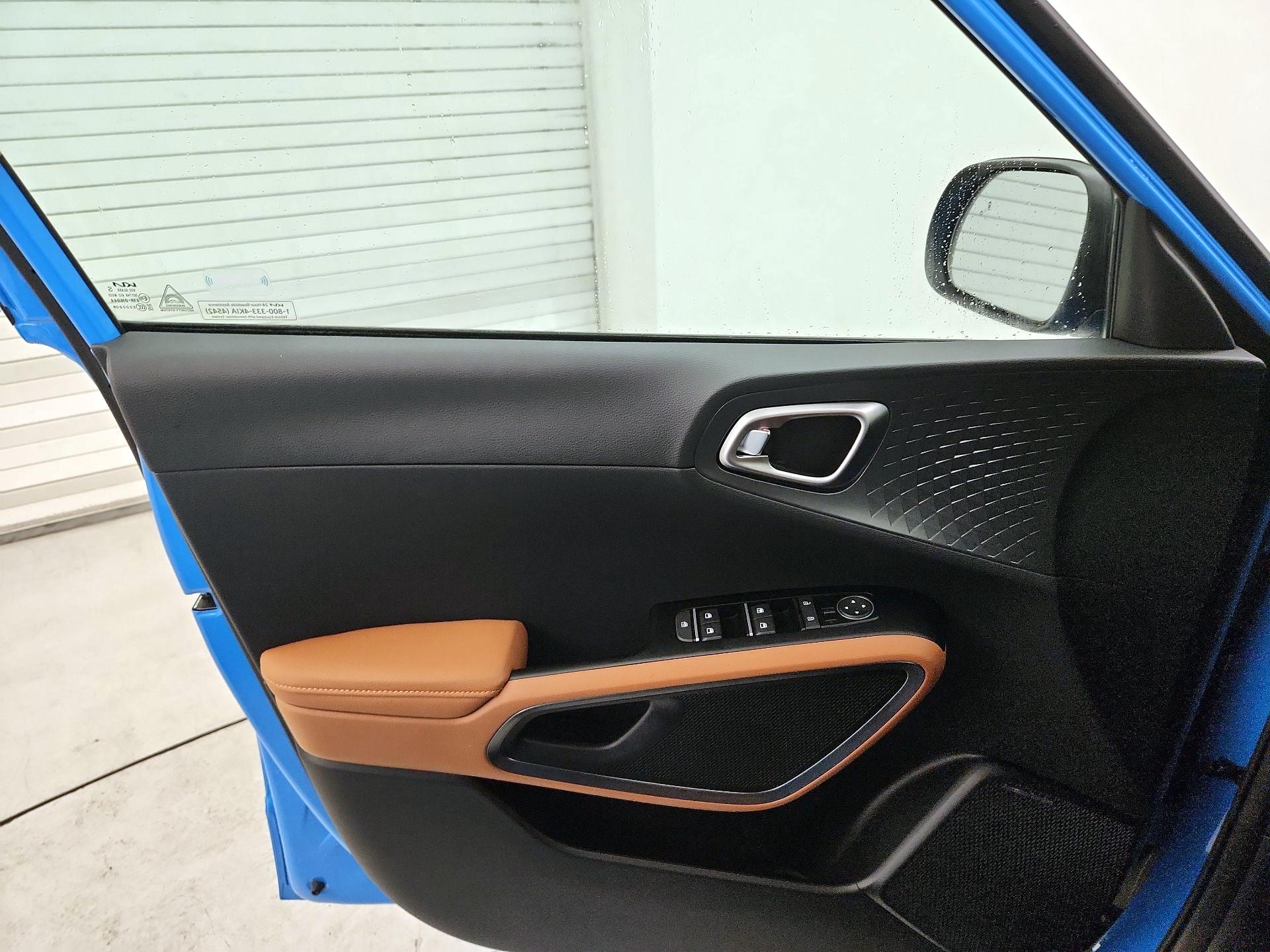 Thumbnail: 2025 Kia Soul - 12