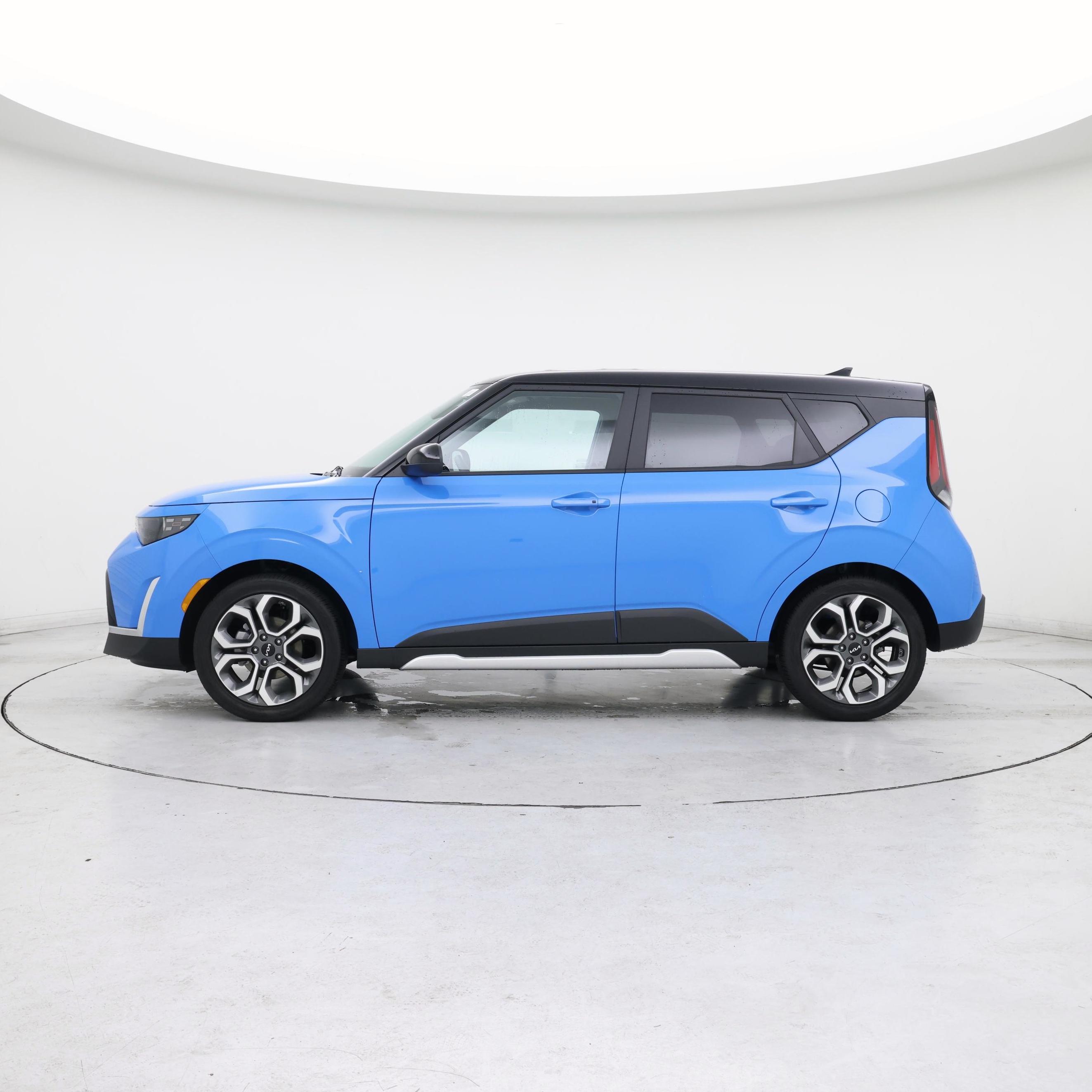 Thumbnail: 2025 Kia Soul - 3