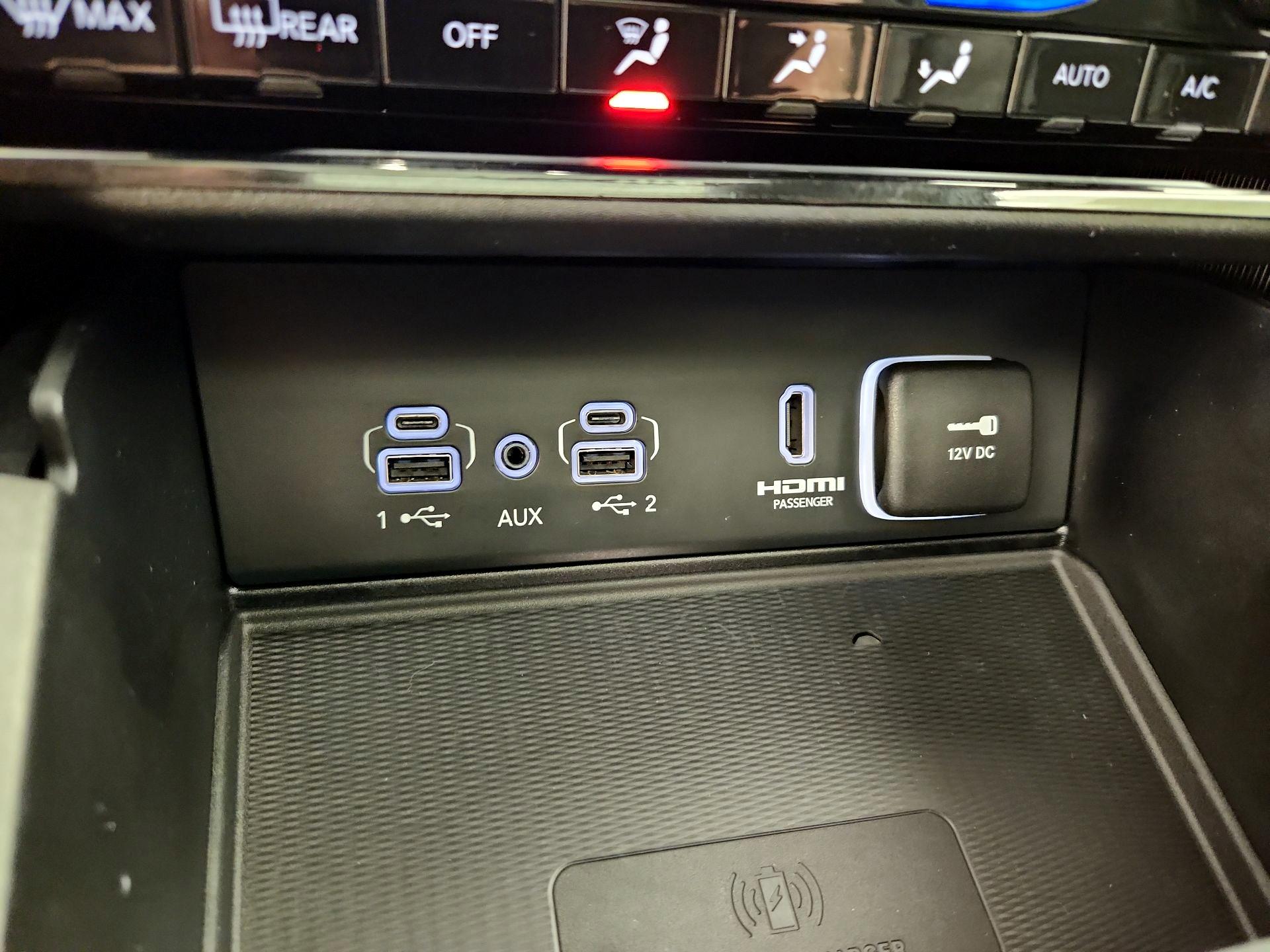 Thumbnail: 2023 Jeep Grand Cherokee - 19