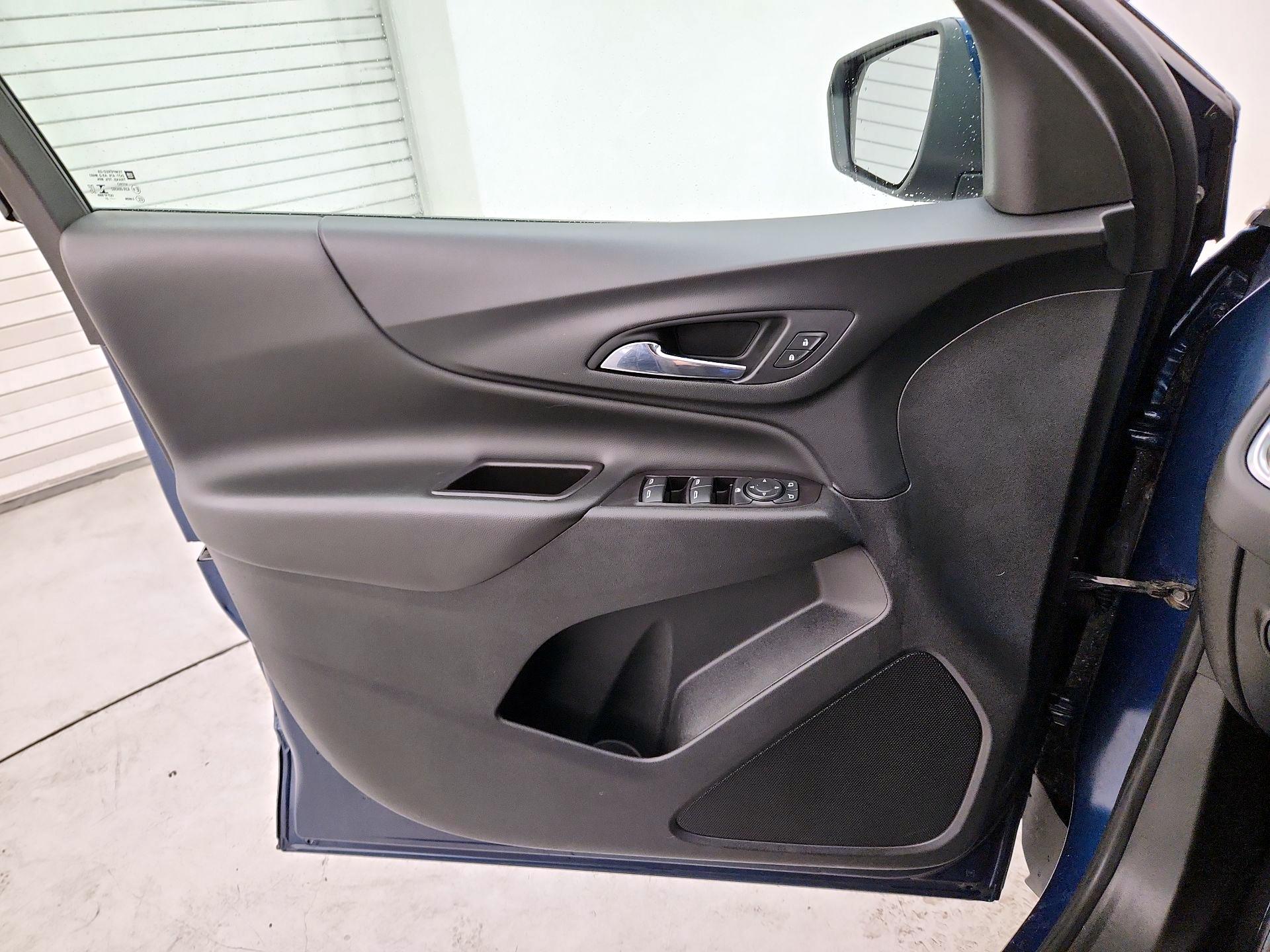 Thumbnail: 2021 Chevrolet Equinox - 12