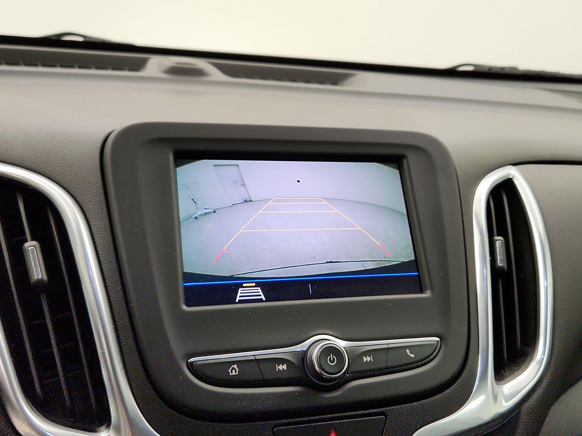 Thumbnail: 2021 Chevrolet Equinox - 14