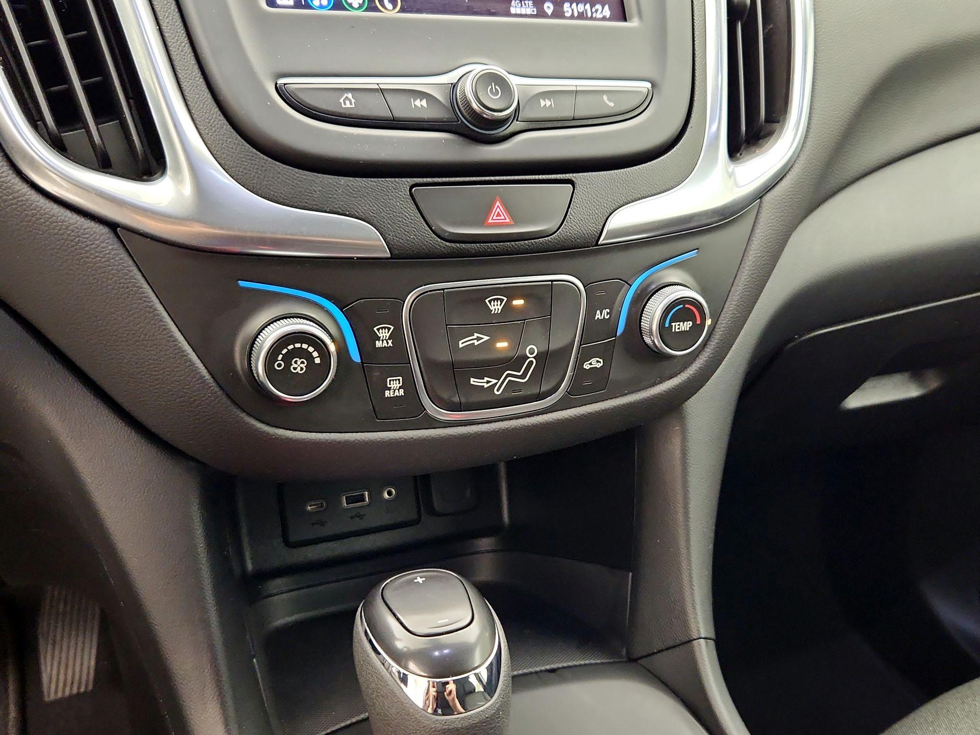 Thumbnail: 2021 Chevrolet Equinox - 16