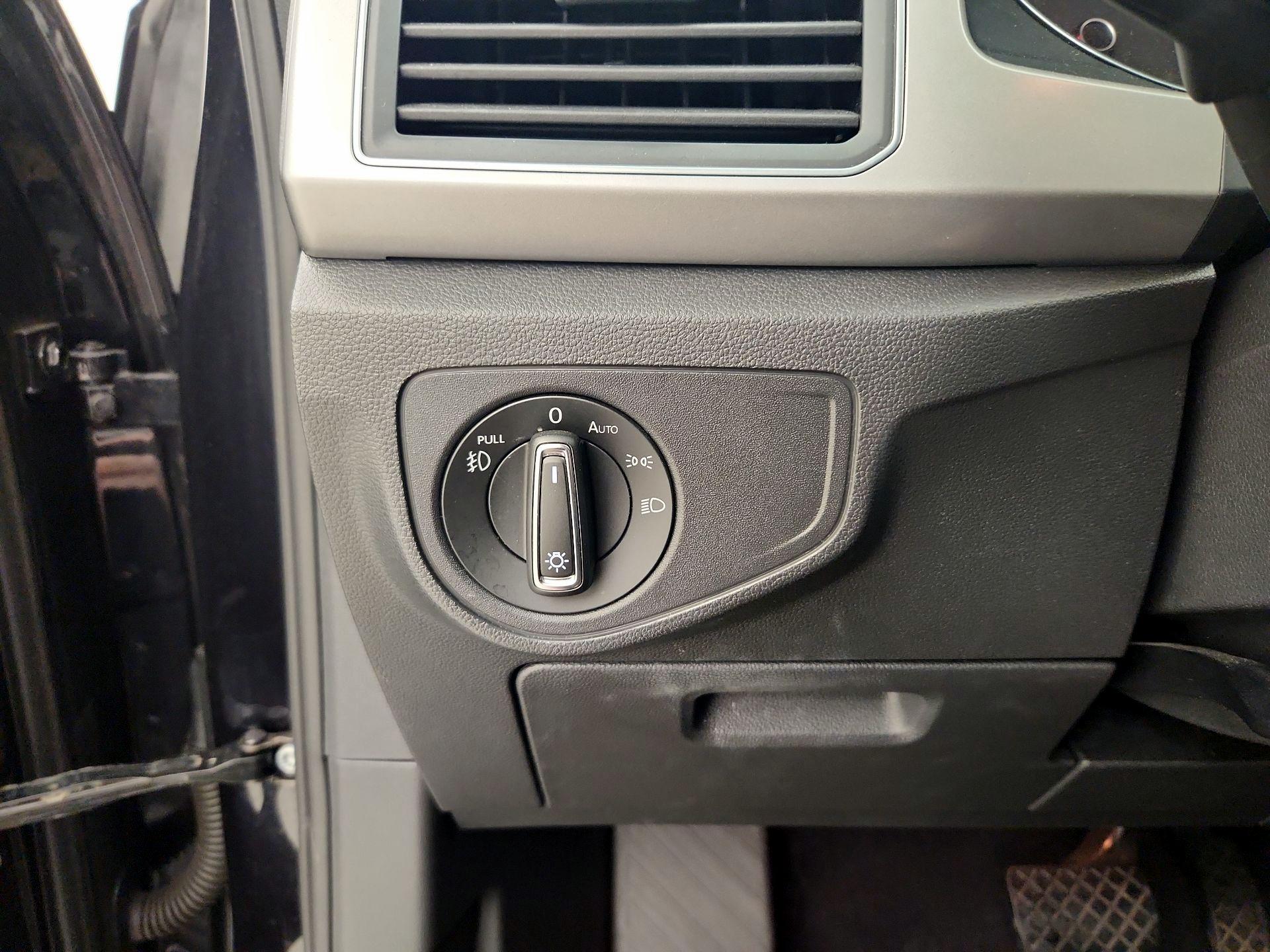 Thumbnail: 2019 Volkswagen Atlas - 13