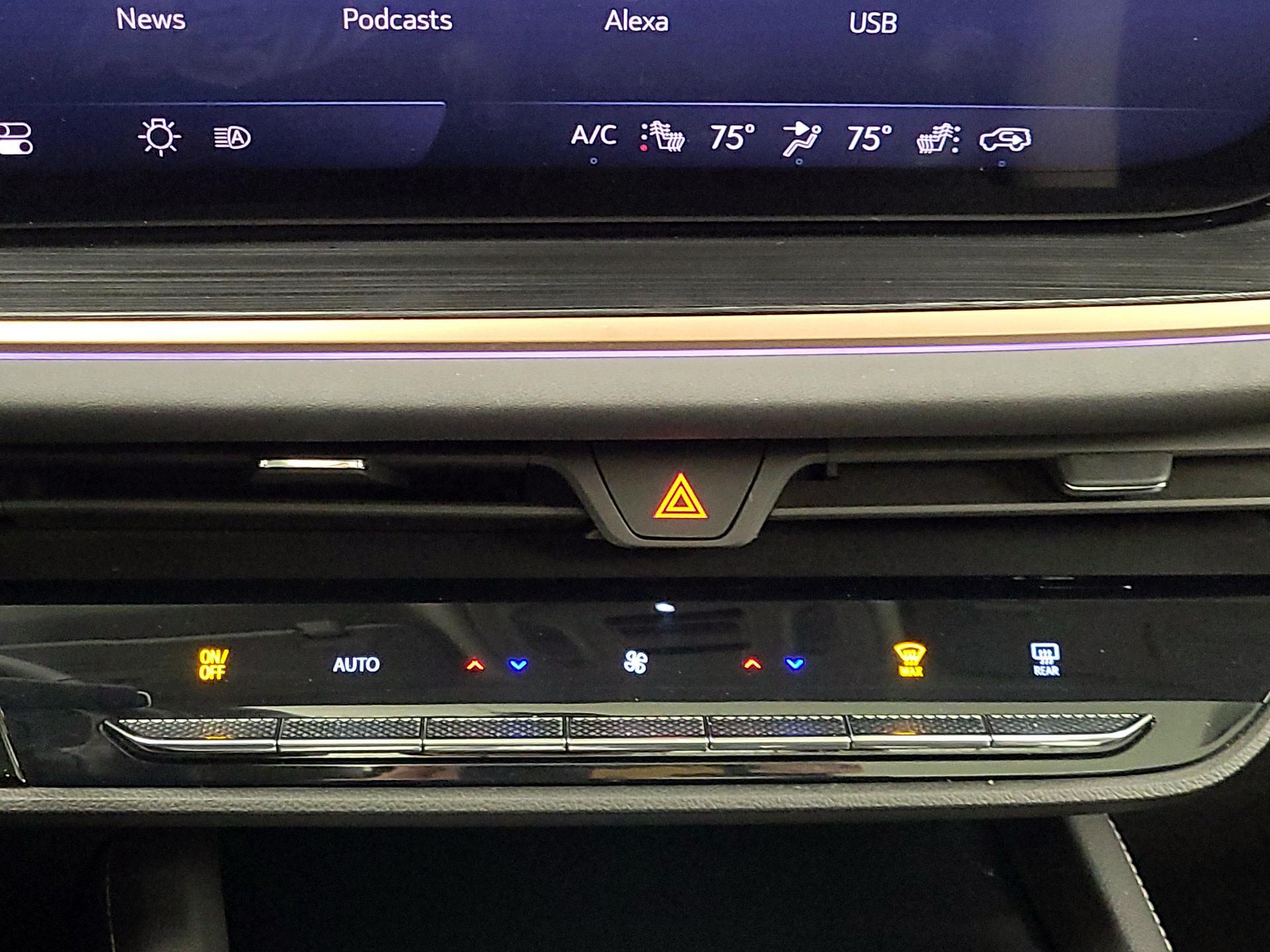 Thumbnail: 2024 Buick Envision - 17