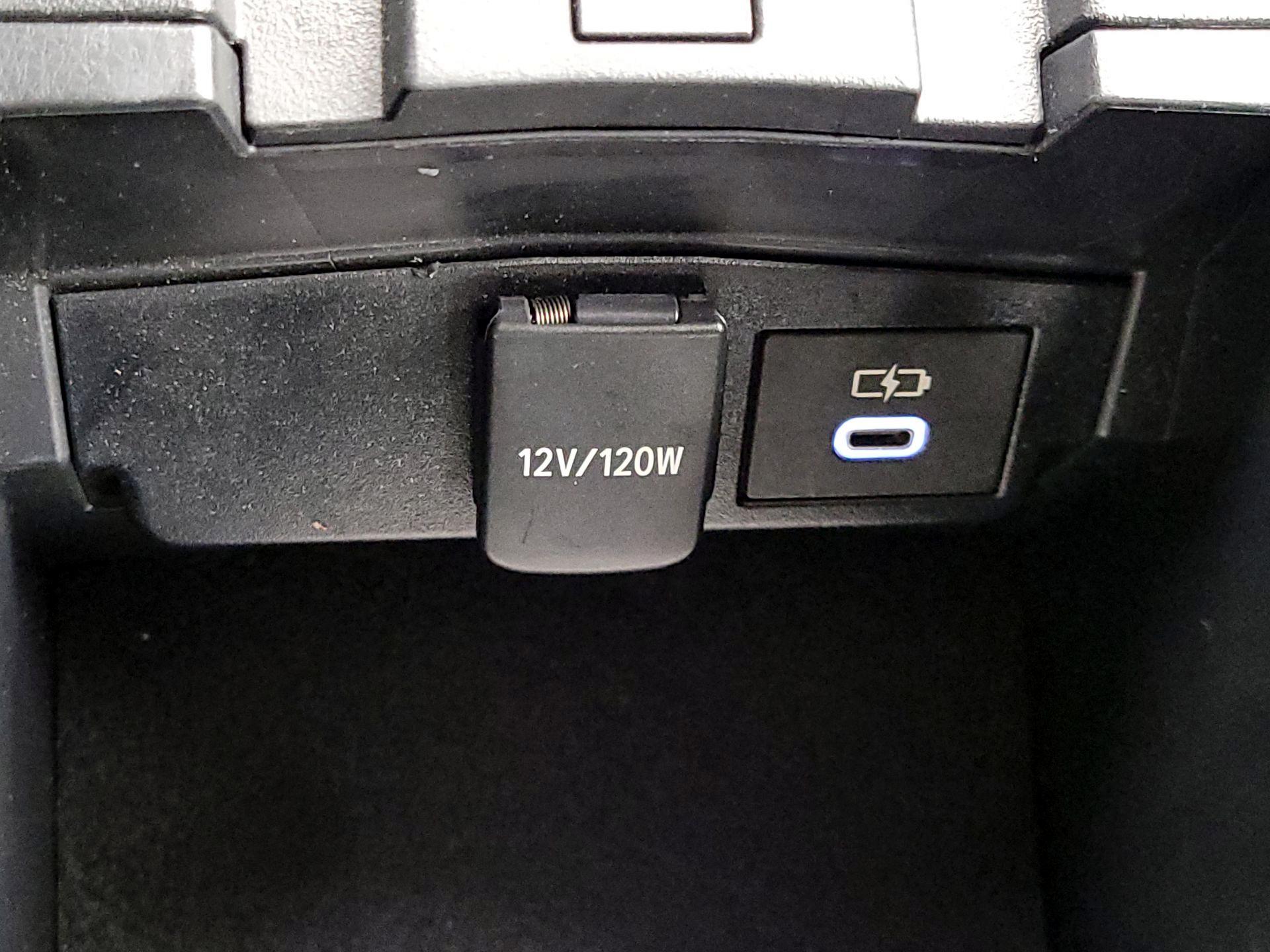 Thumbnail: 2023 Toyota Corolla - 18