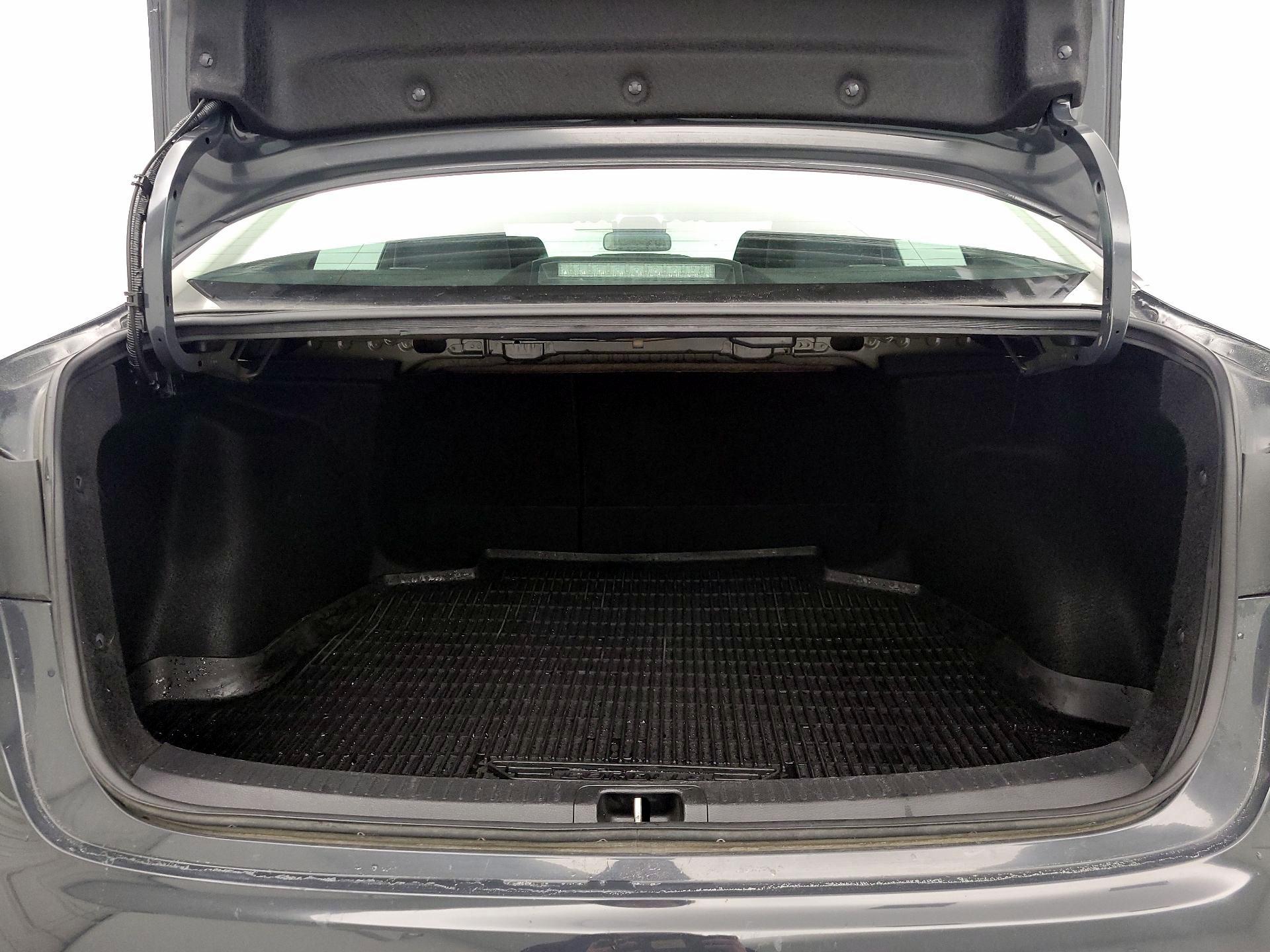 Thumbnail: 2023 Toyota Corolla - 20