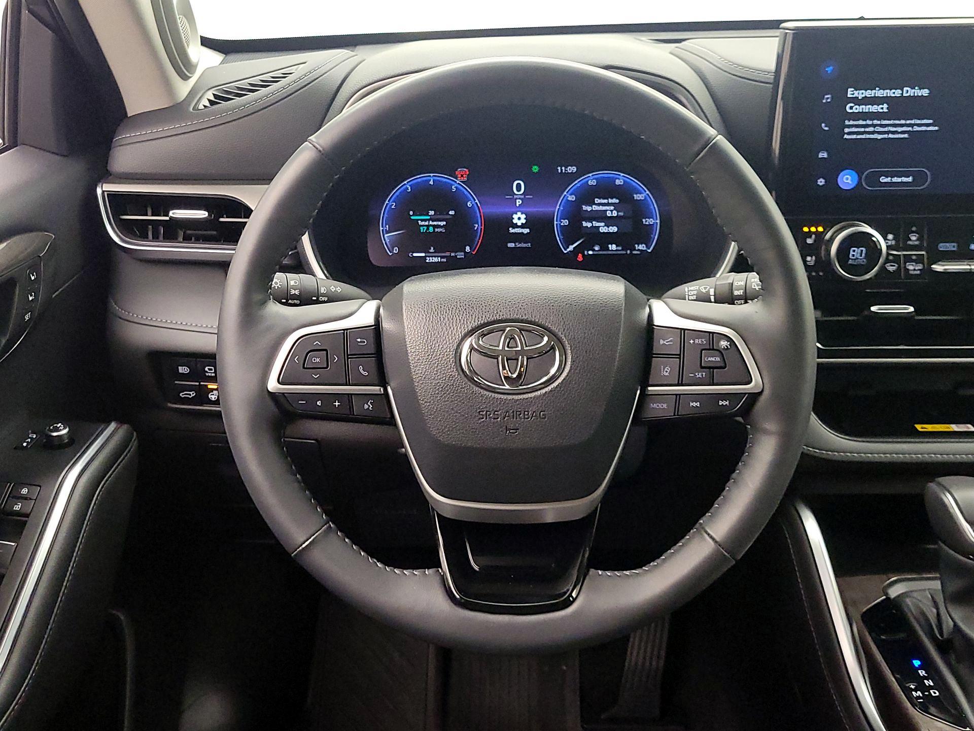 Thumbnail: 2024 Toyota Highlander - 10