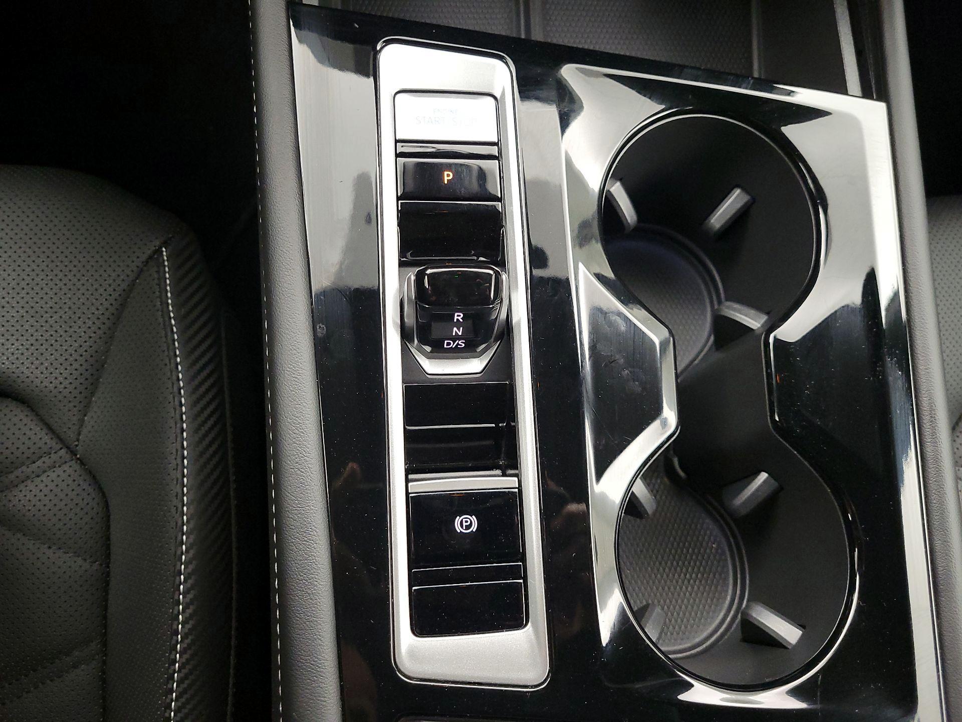 Thumbnail: 2024 Volkswagen Atlas - 17