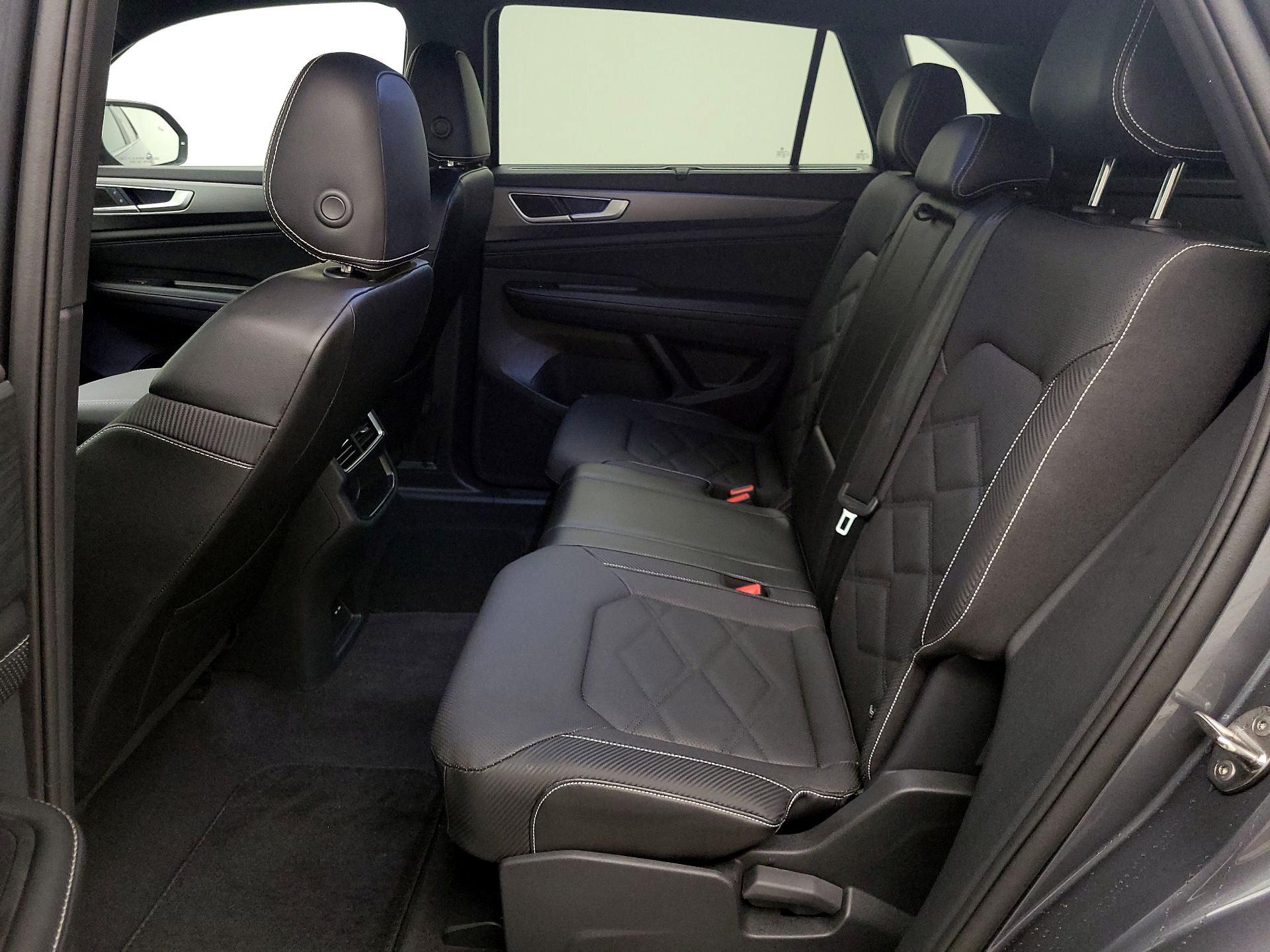 Thumbnail: 2024 Volkswagen Atlas - 19