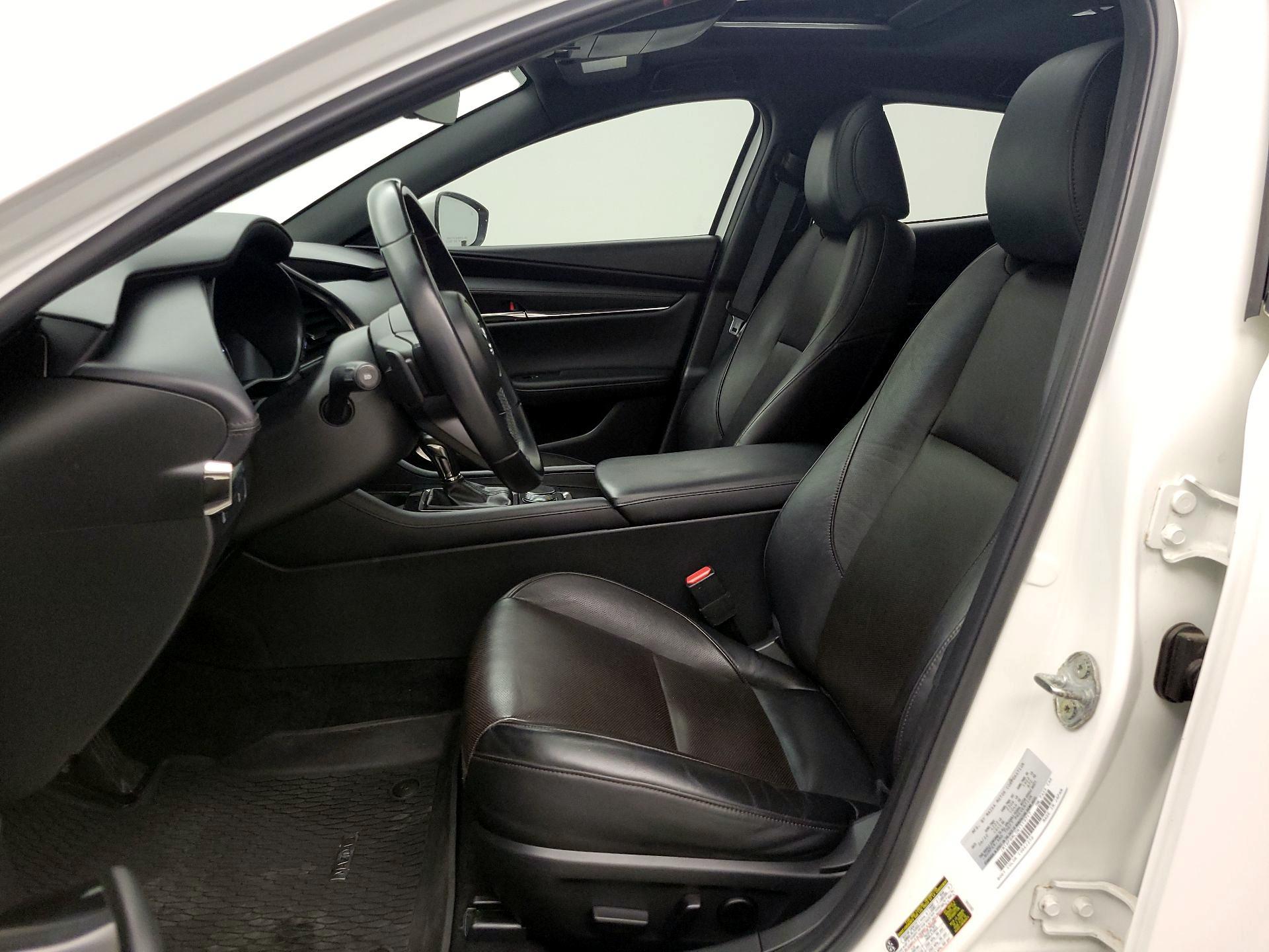 Thumbnail: 2022 Mazda Mazda3 - 11