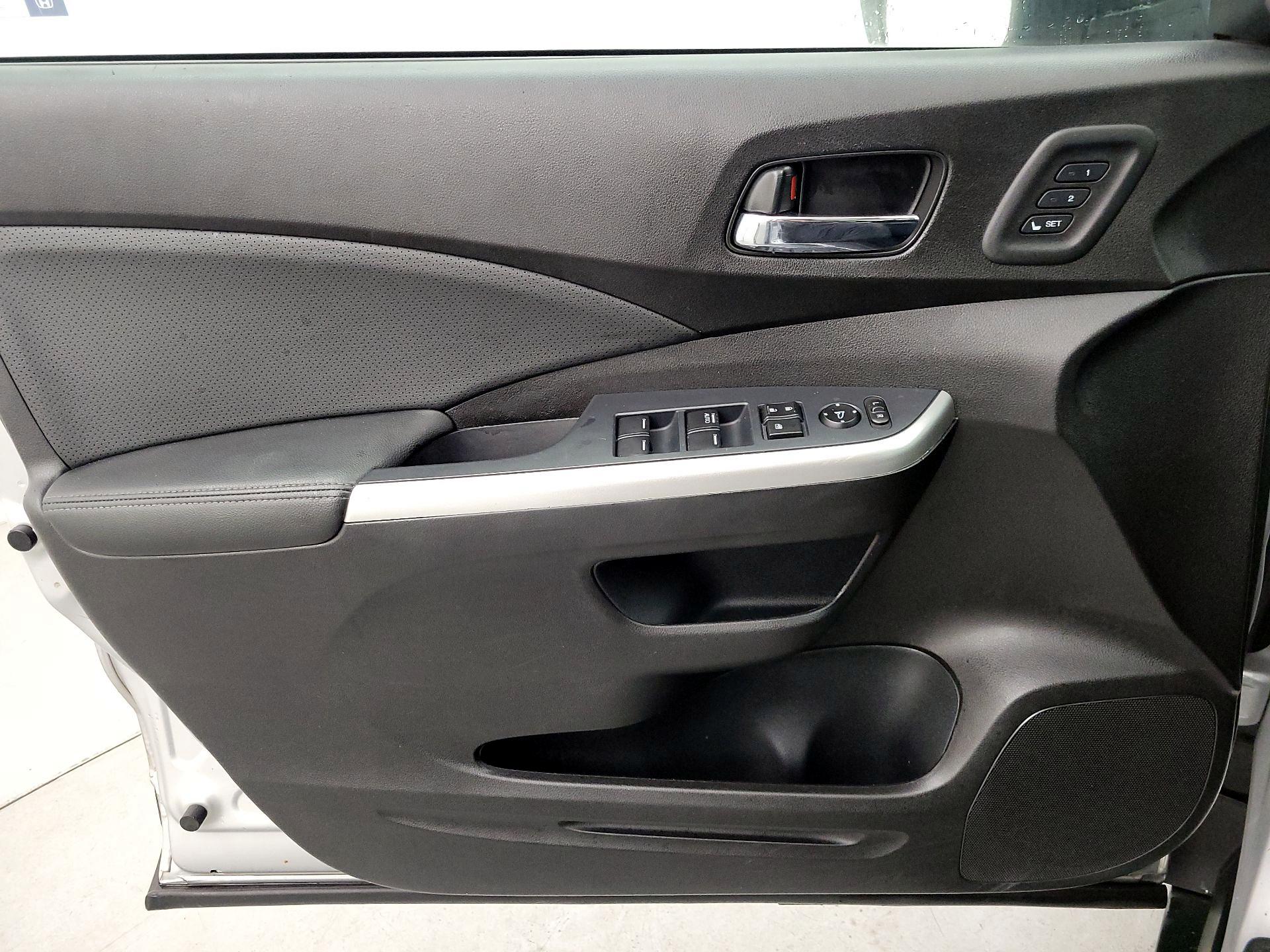 Thumbnail: 2016 Honda CR-V - 12