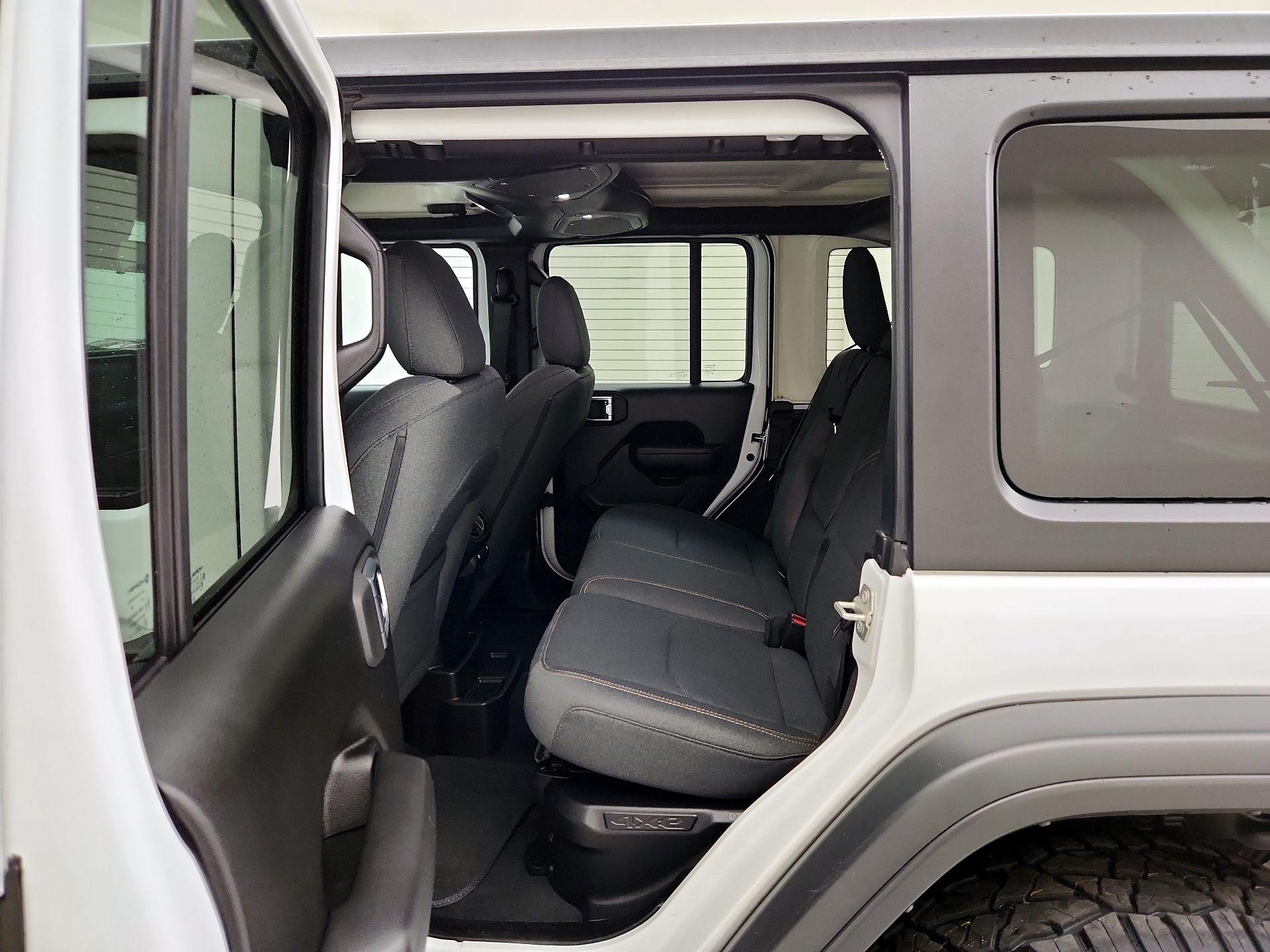 Thumbnail: 2024 Jeep Wrangler - 19