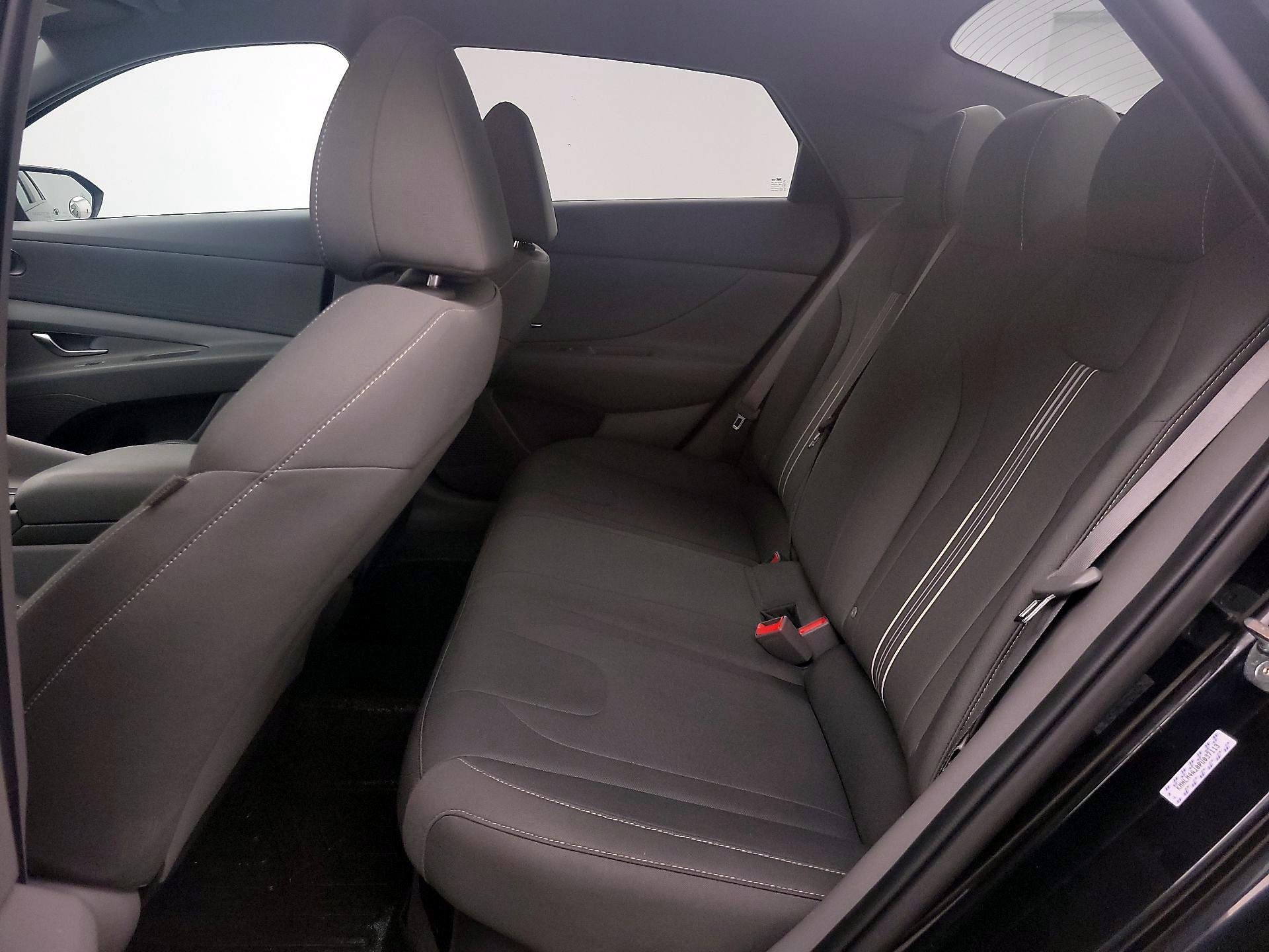 Thumbnail: 2023 Hyundai Elantra - 19