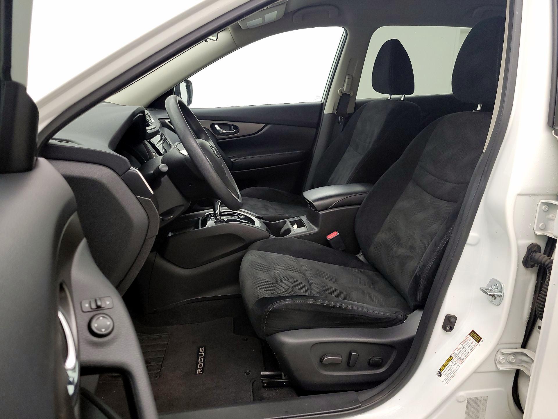 Thumbnail: 2014 Nissan Rogue - 11