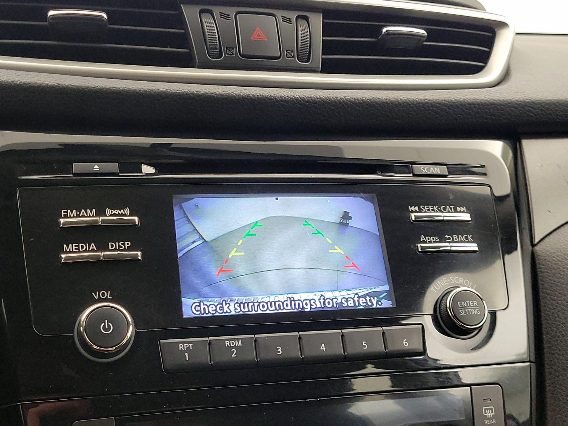 Thumbnail: 2014 Nissan Rogue - 14