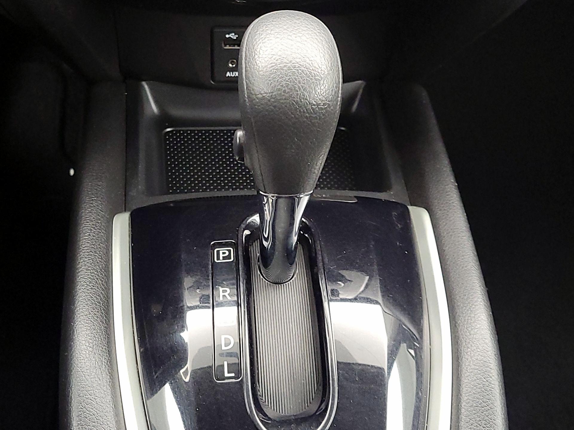 Thumbnail: 2014 Nissan Rogue - 17