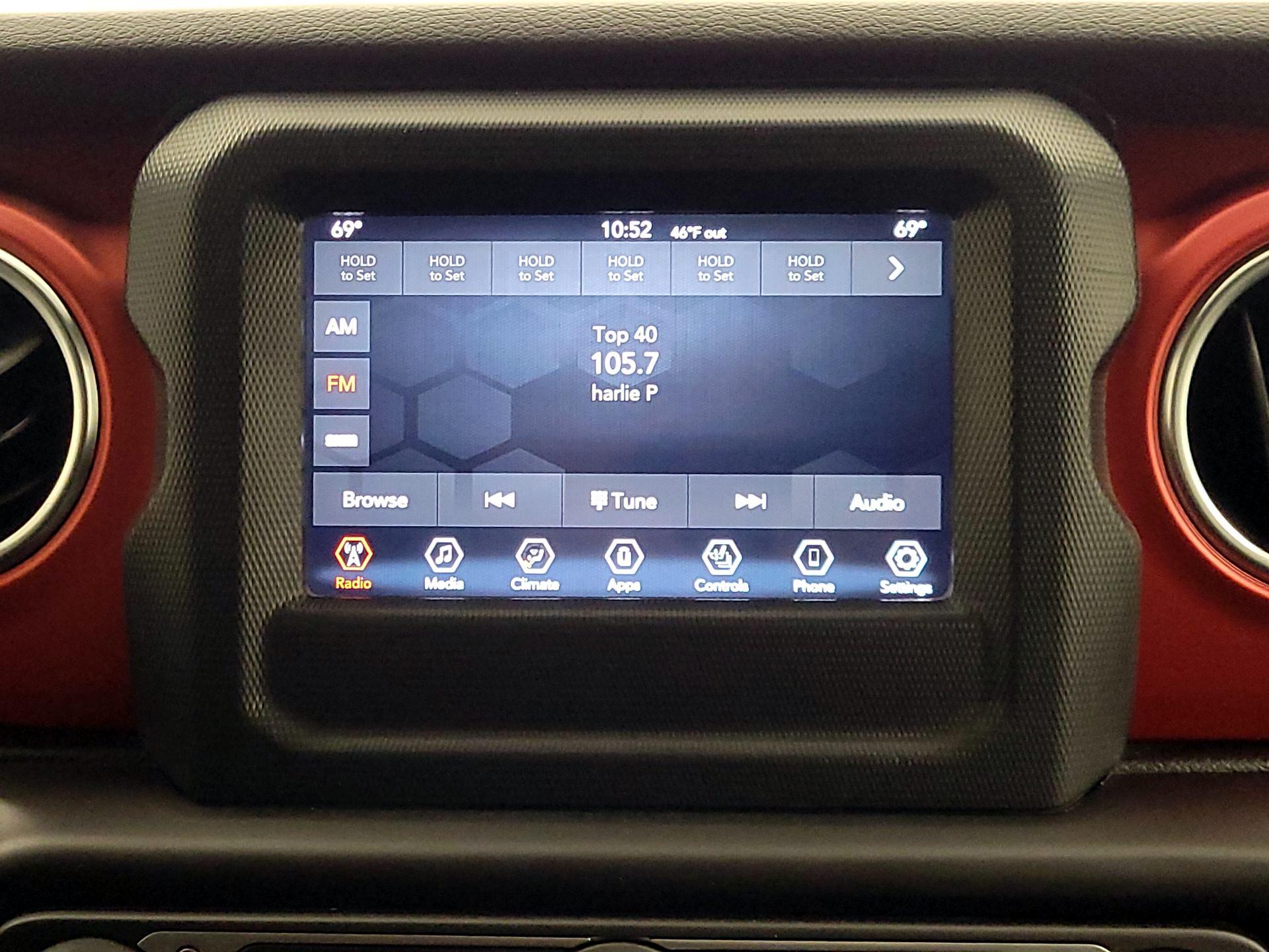 Thumbnail: 2021 Jeep Gladiator - 15