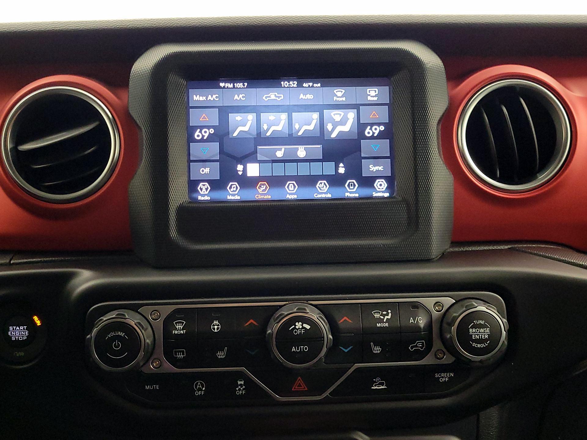 Thumbnail: 2021 Jeep Gladiator - 16