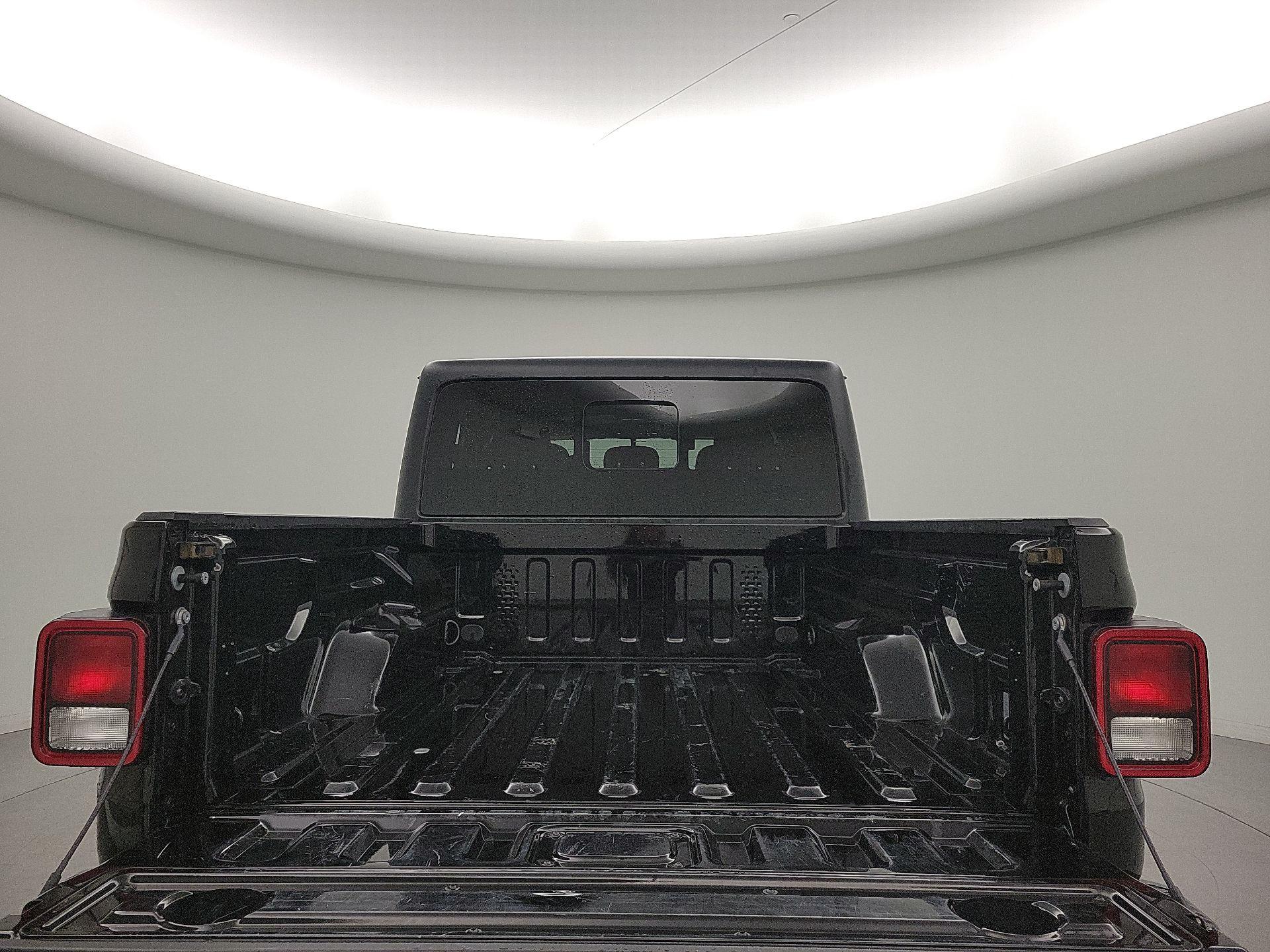 Thumbnail: 2021 Jeep Gladiator - 20