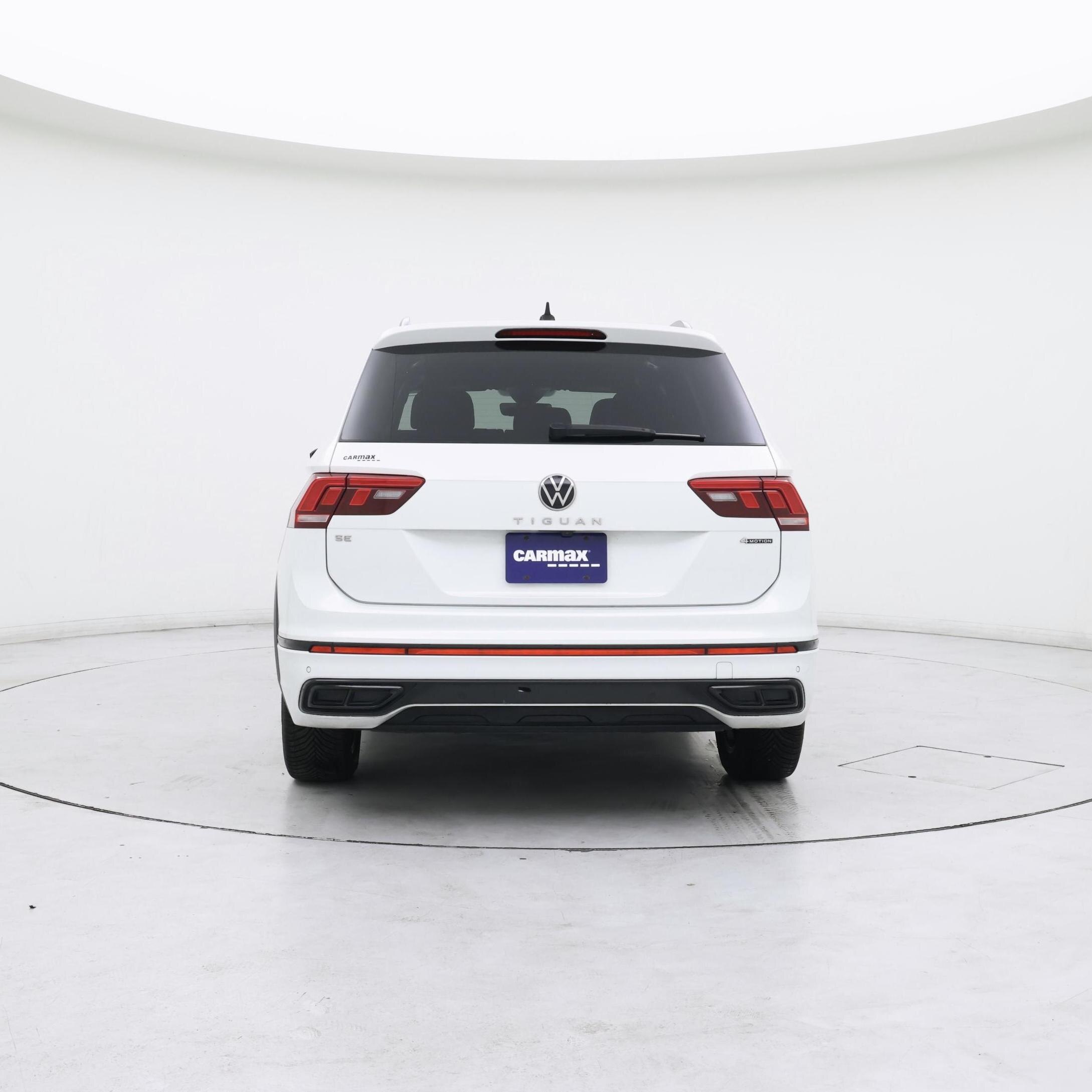 Thumbnail: 2022 Volkswagen Tiguan - 6