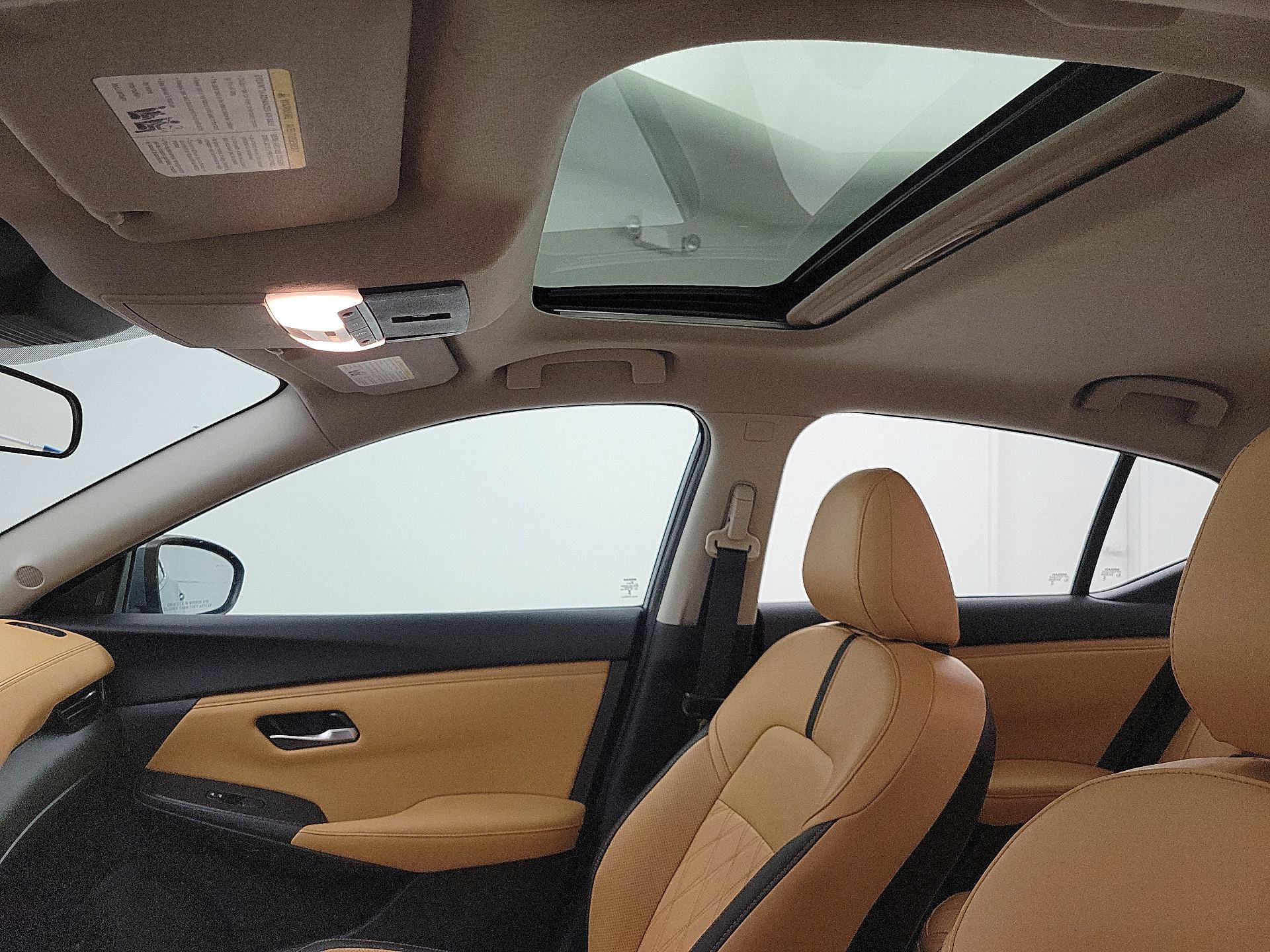 Thumbnail: 2024 Nissan Sentra - 19