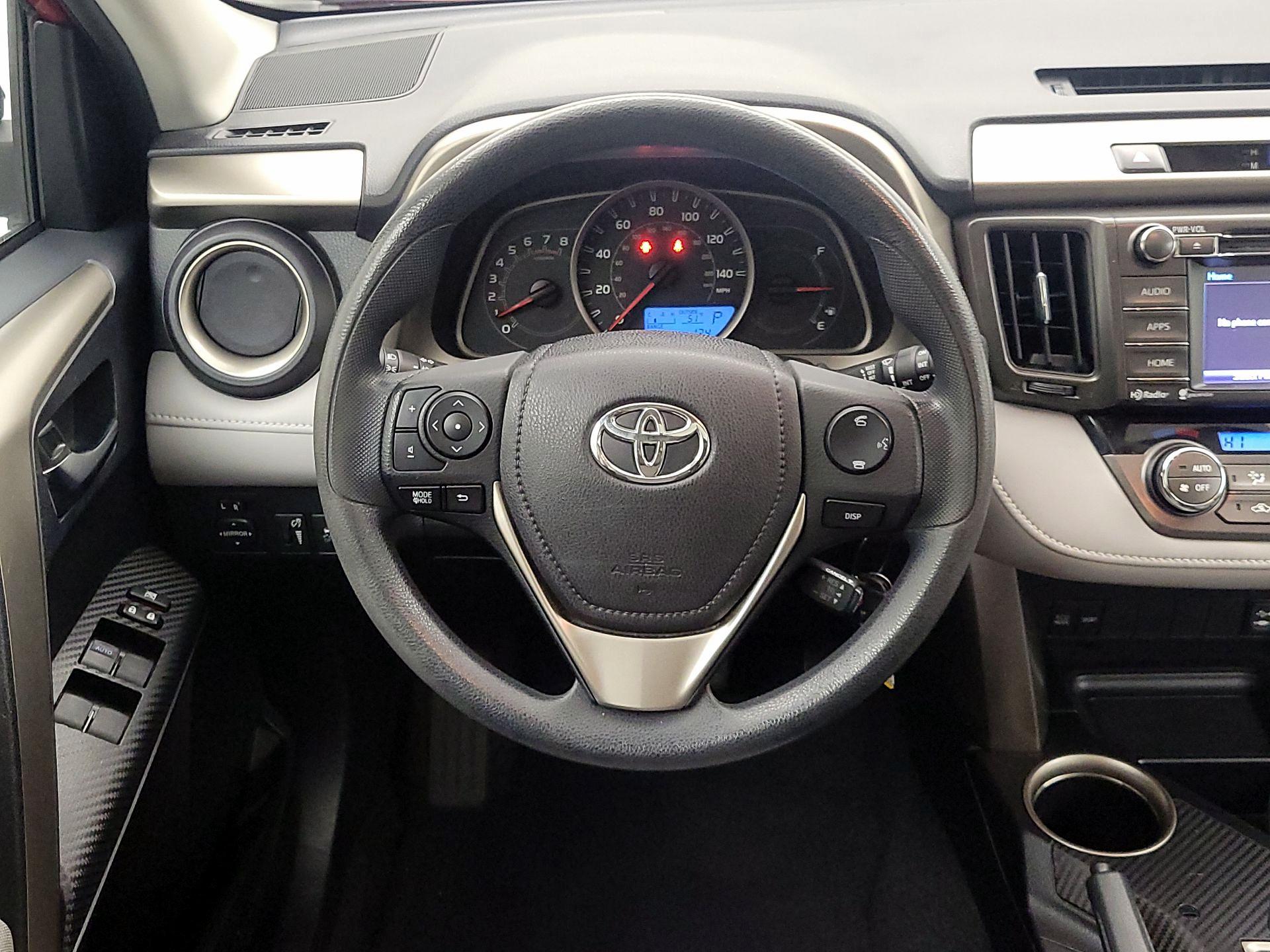 Thumbnail: 2014 Toyota RAV4 - 10