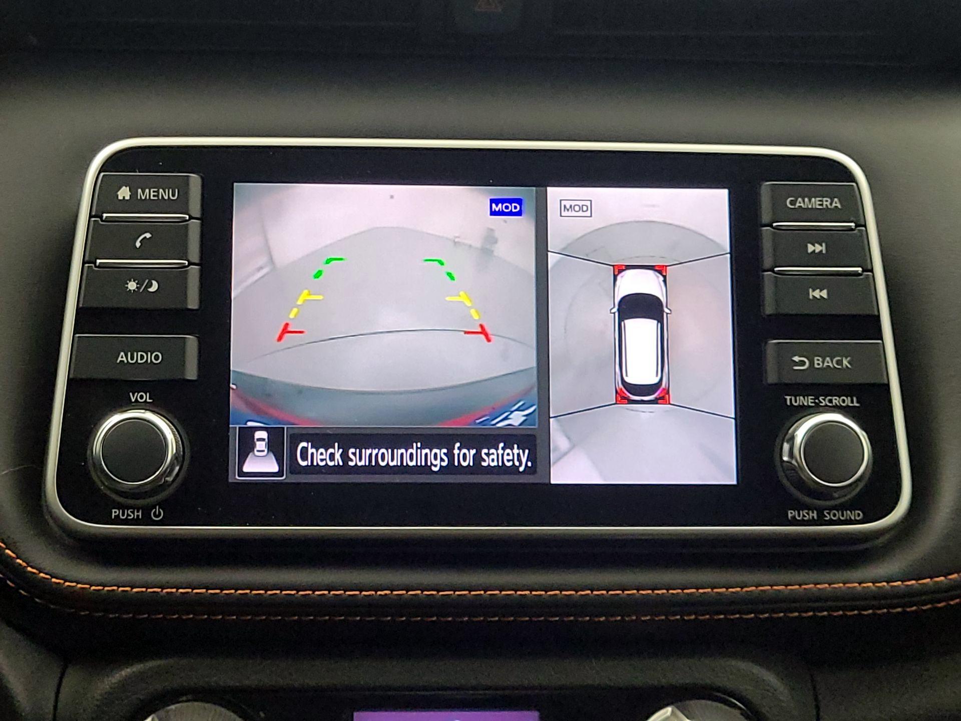 Thumbnail: 2018 Nissan Kicks - 14