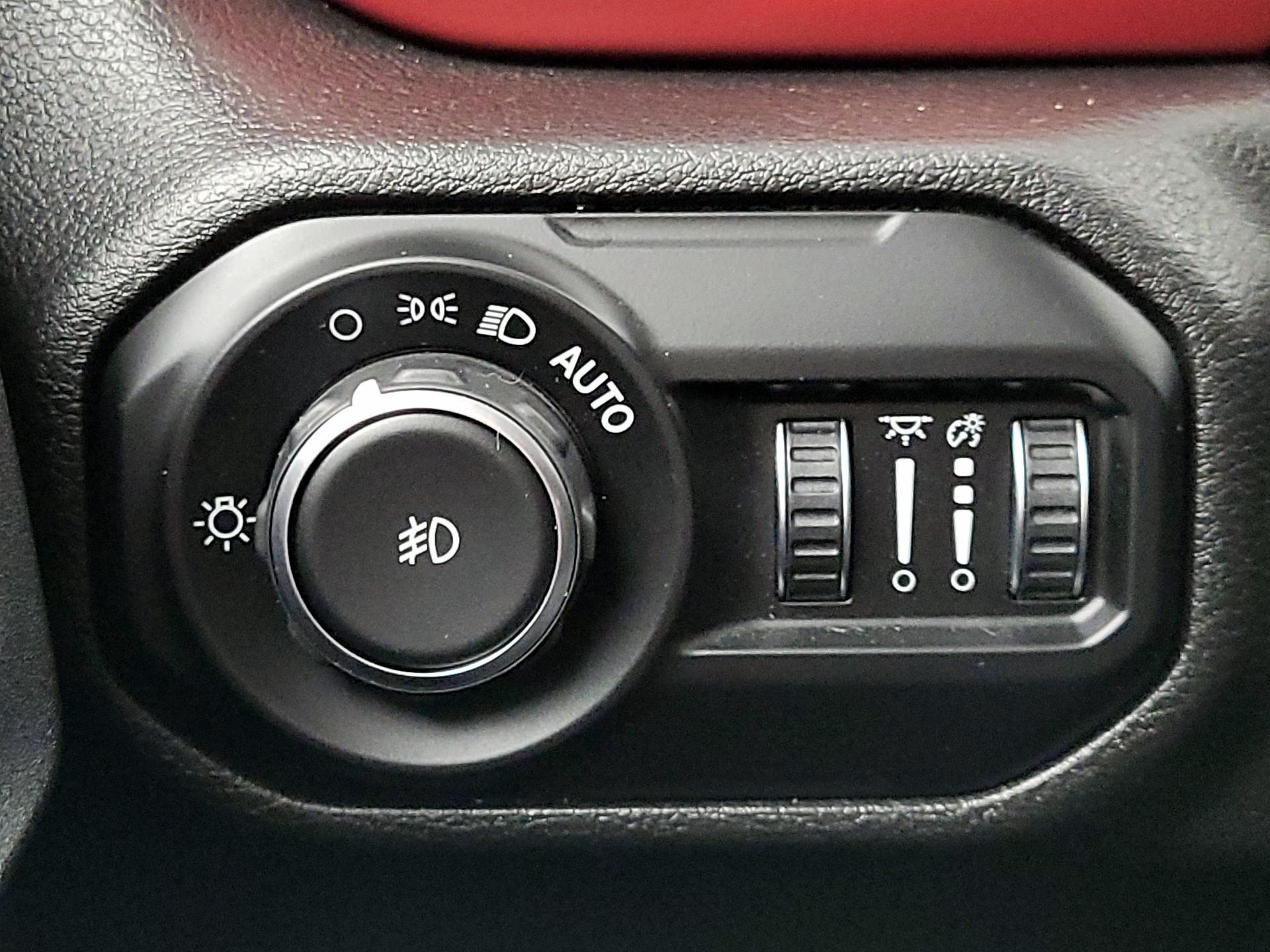 Thumbnail: 2021 Jeep Wrangler - 13