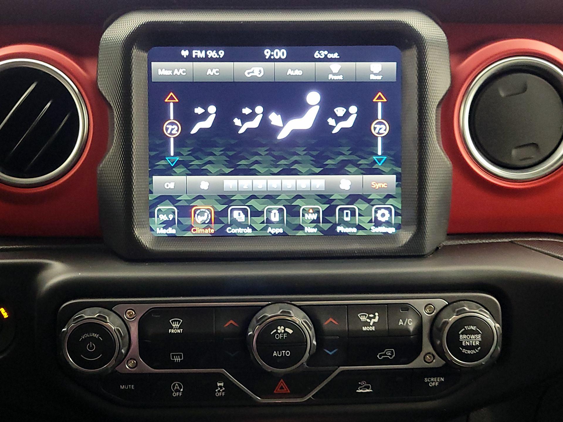 Thumbnail: 2021 Jeep Wrangler - 17