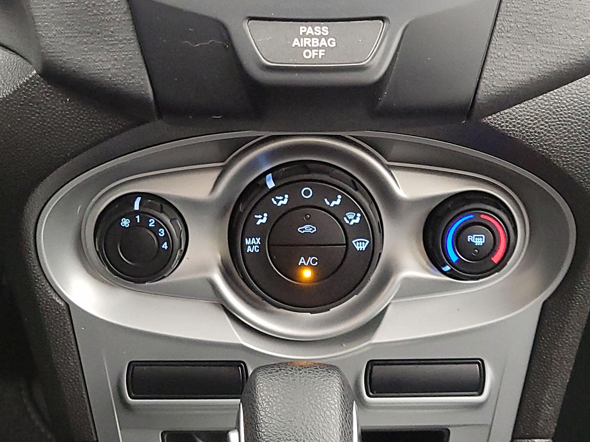 Thumbnail: 2019 Ford Fiesta - 16