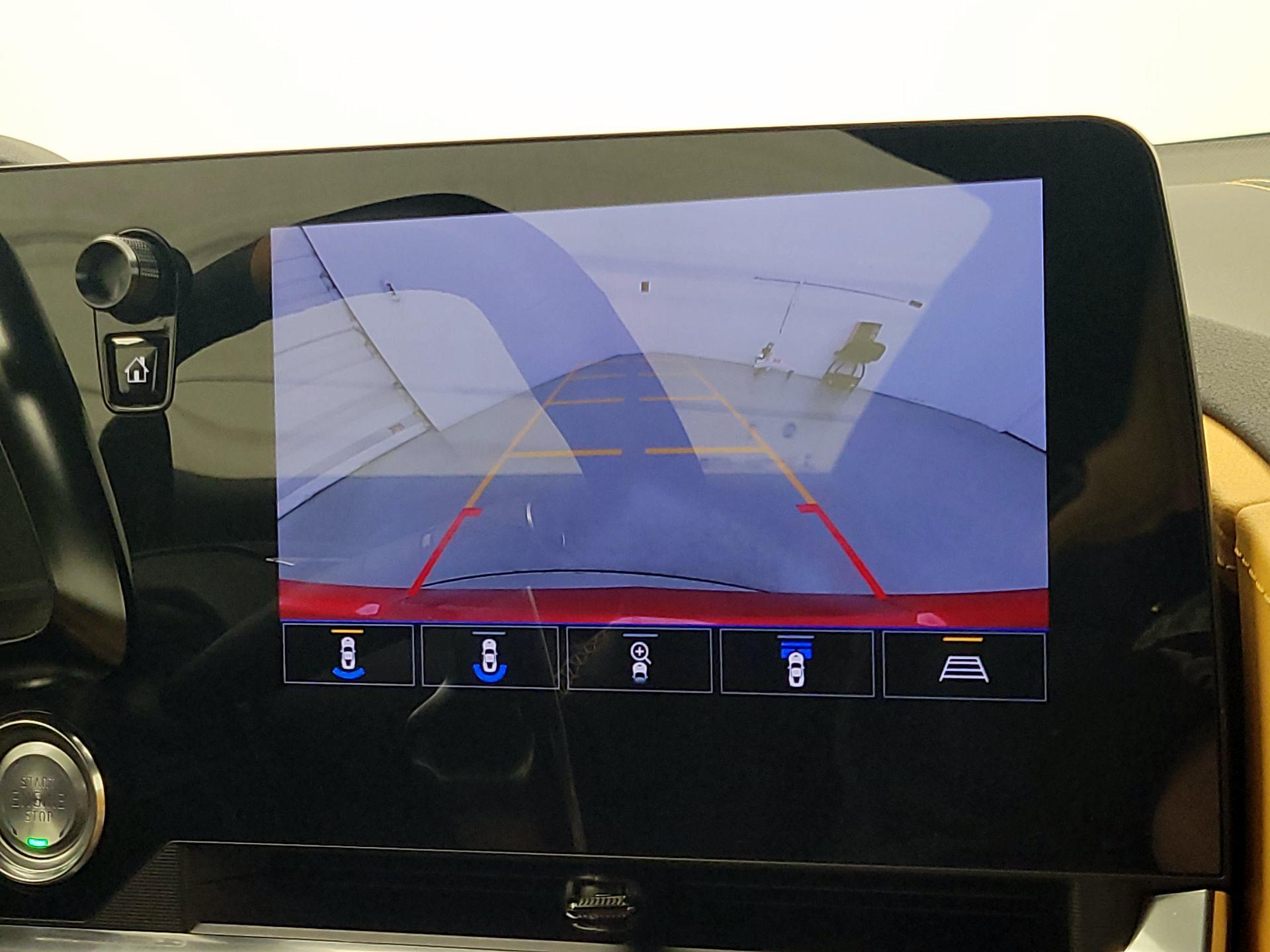 Thumbnail: 2021 Chevrolet Corvette - 15