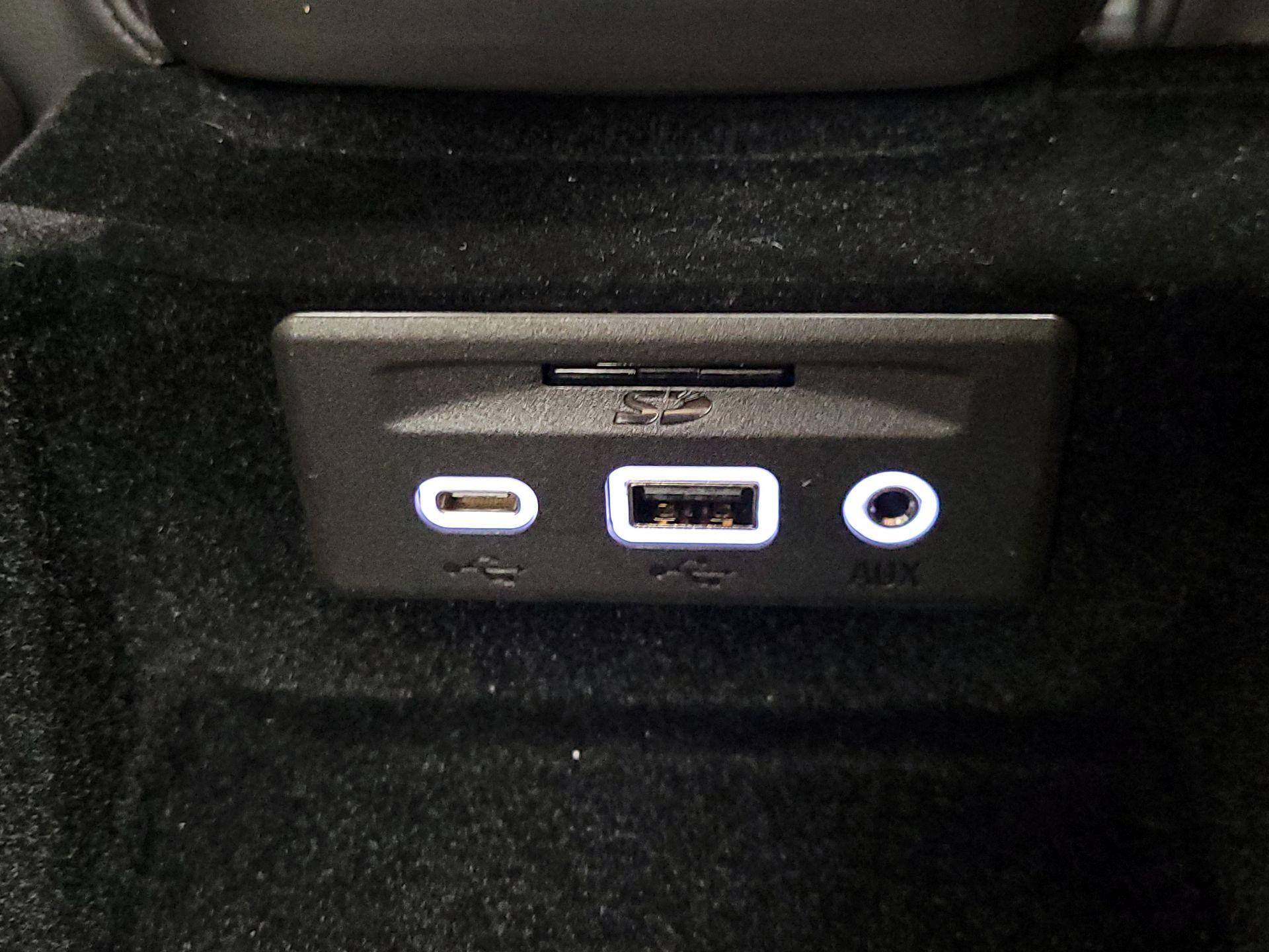 Thumbnail: 2021 Chevrolet Corvette - 19