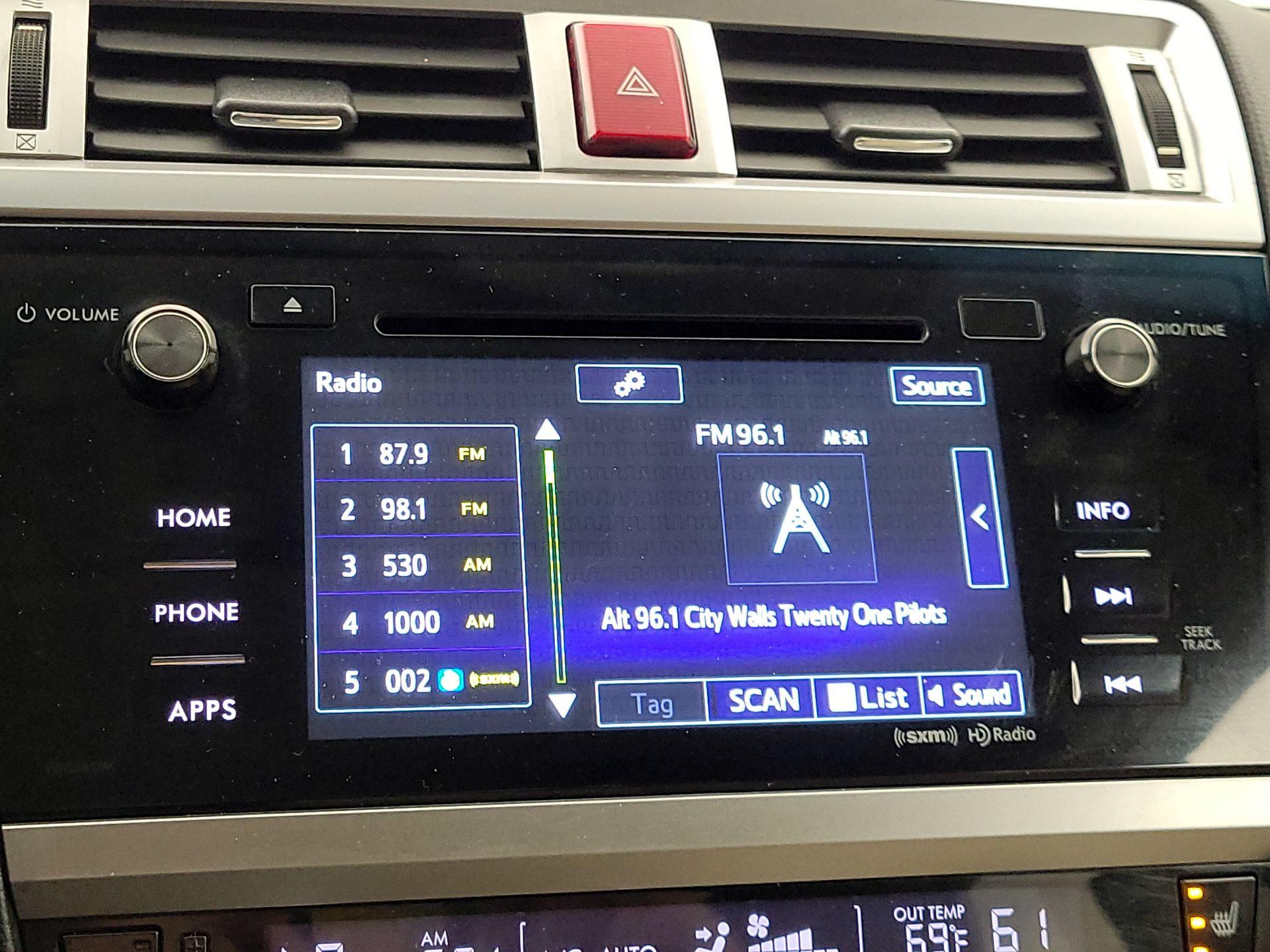 Thumbnail: 2017 Subaru Legacy - 15