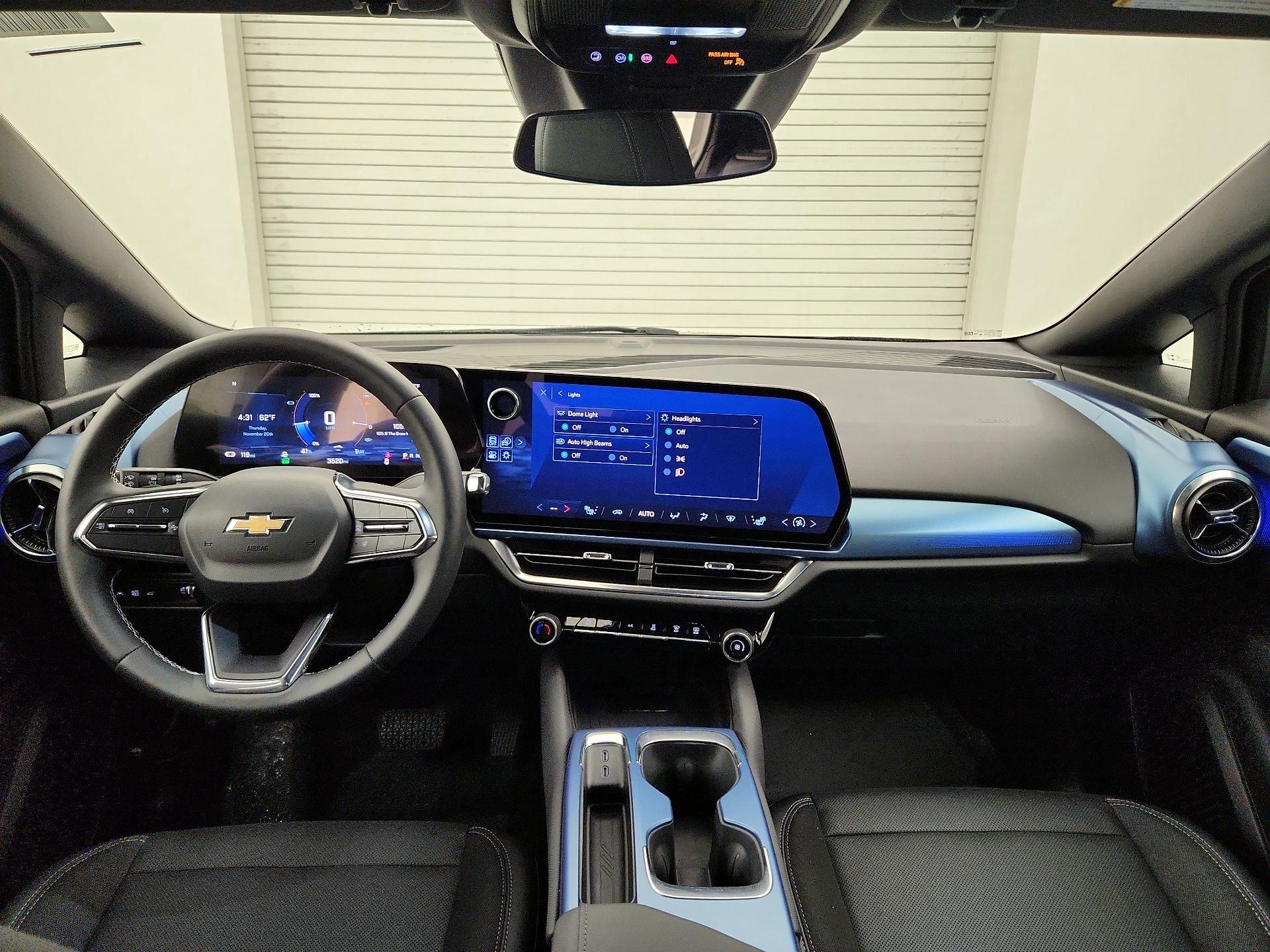 Thumbnail: 2025 Chevrolet Equinox - 9