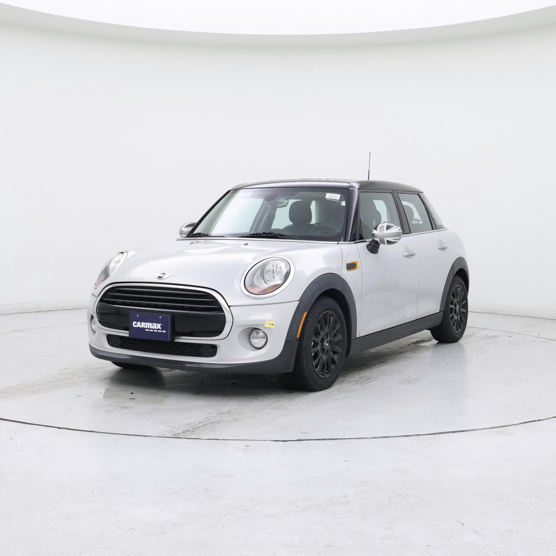 Thumbnail: 2016 MINI Cooper Hardtop - 4