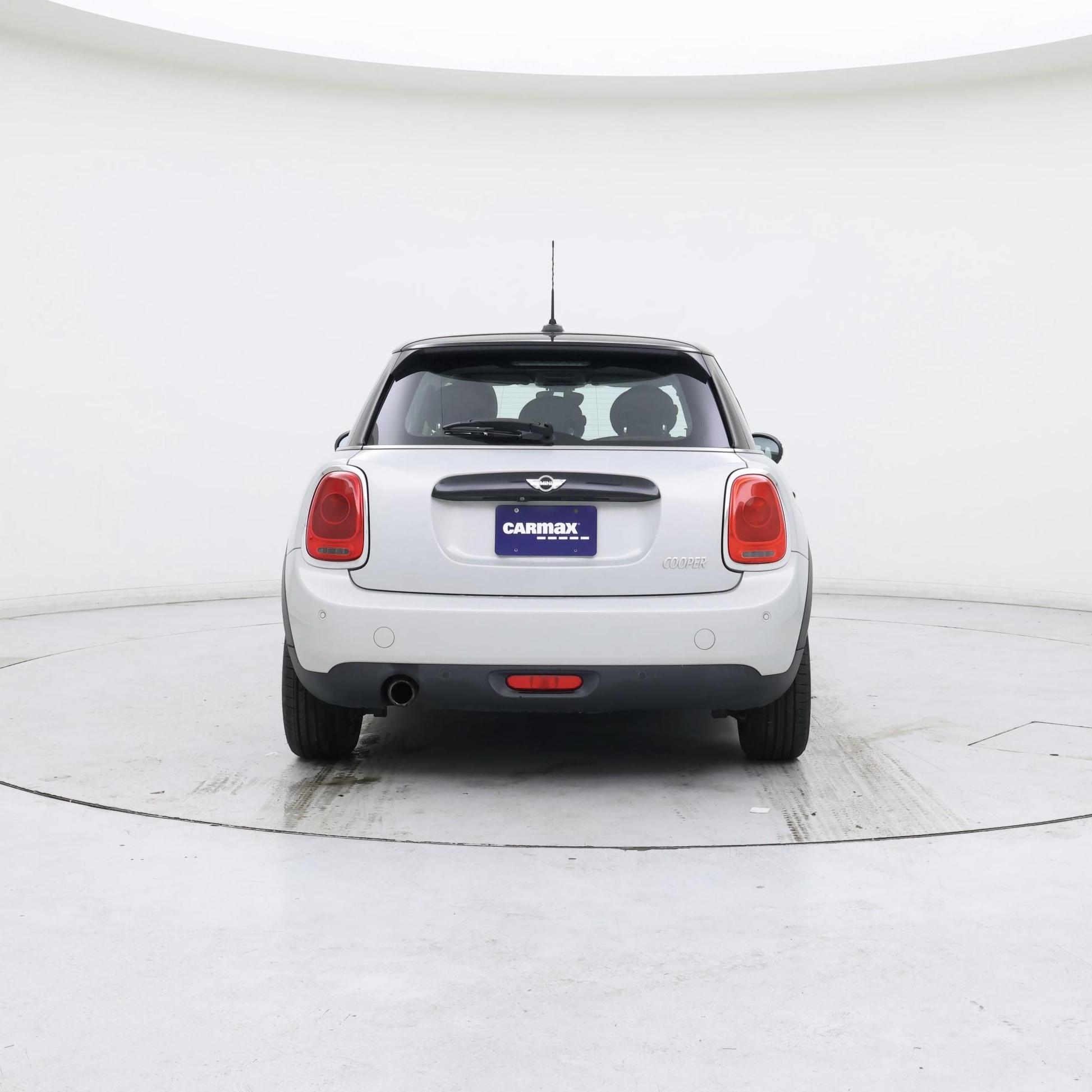 Thumbnail: 2016 MINI Cooper Hardtop - 6