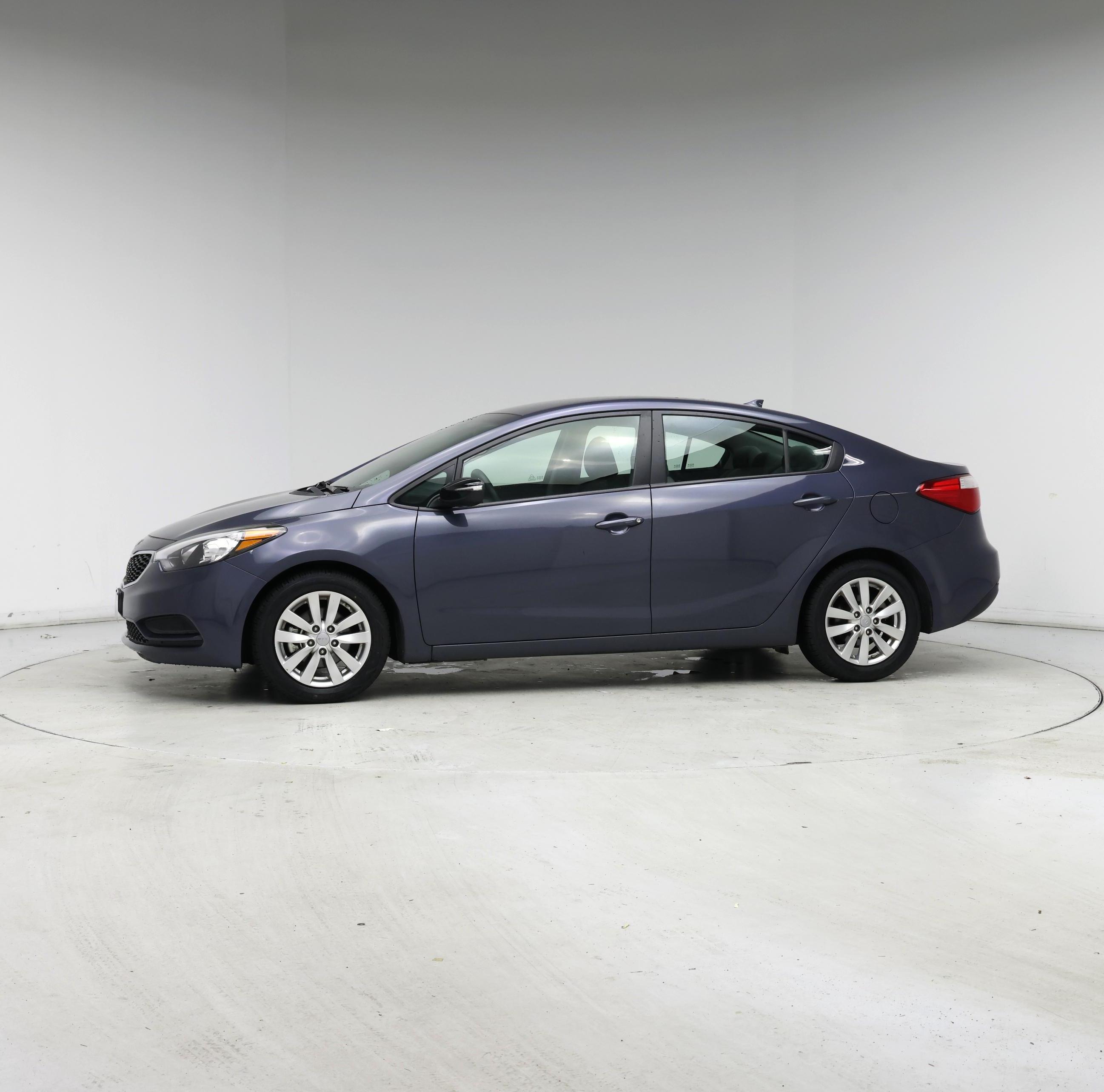 Thumbnail: 2016 Kia Forte - 3