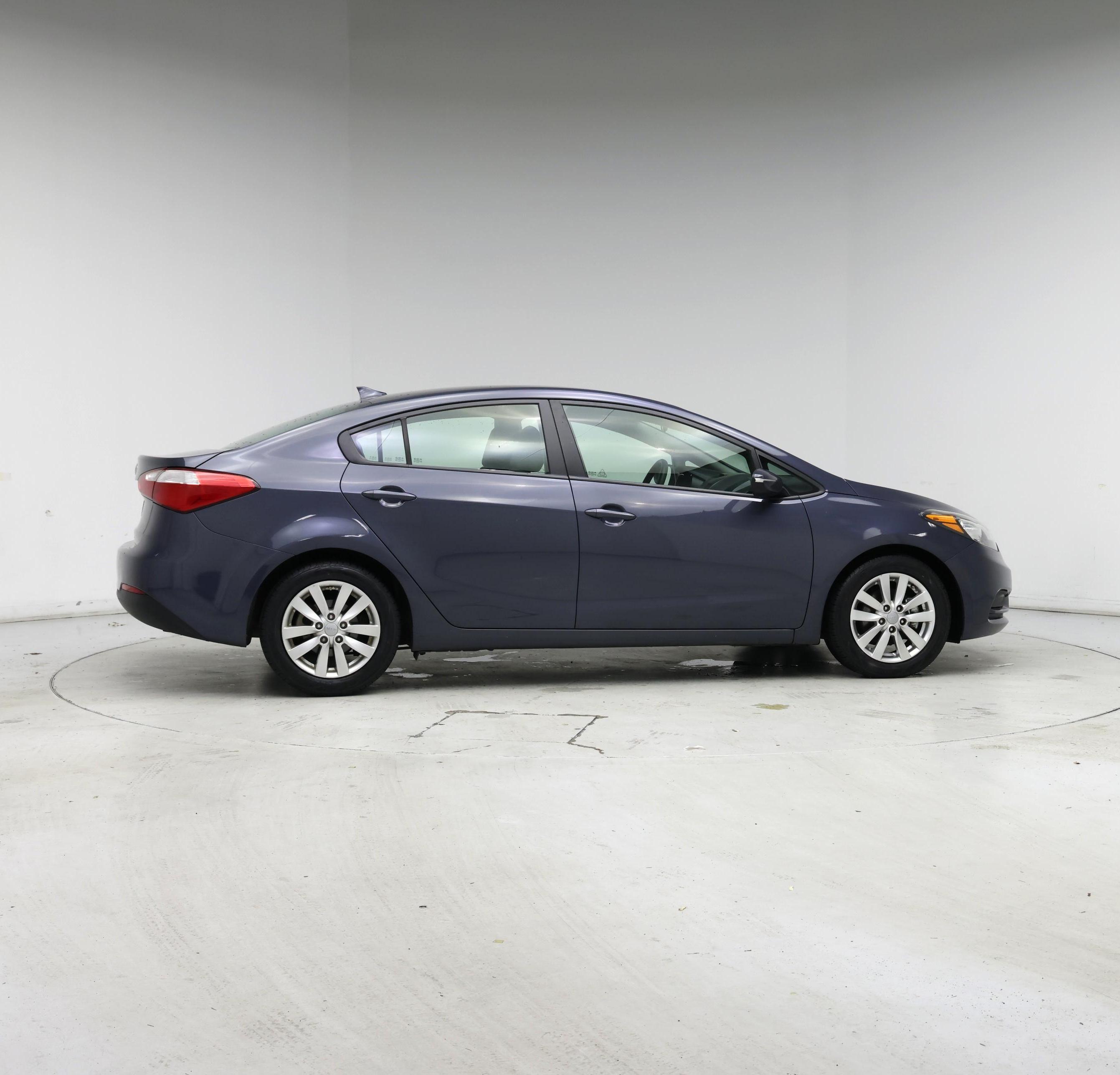 Thumbnail: 2016 Kia Forte - 7