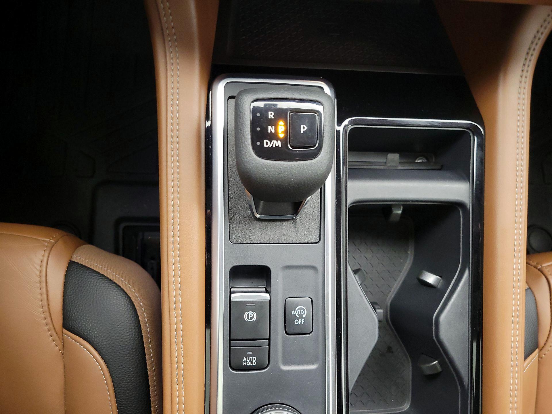 Thumbnail: 2023 Nissan Pathfinder - 18