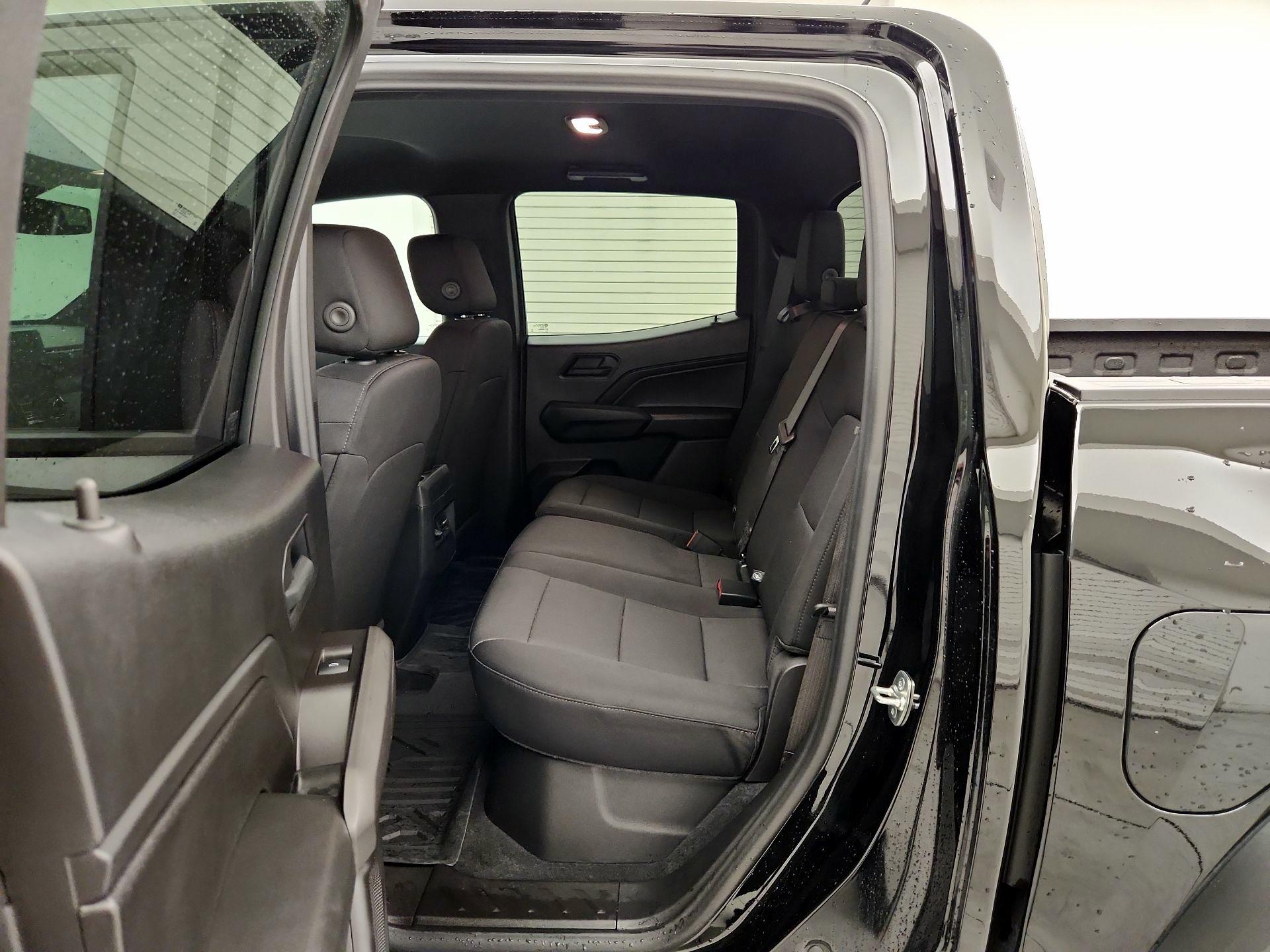 Thumbnail: 2025 Chevrolet Colorado - 19