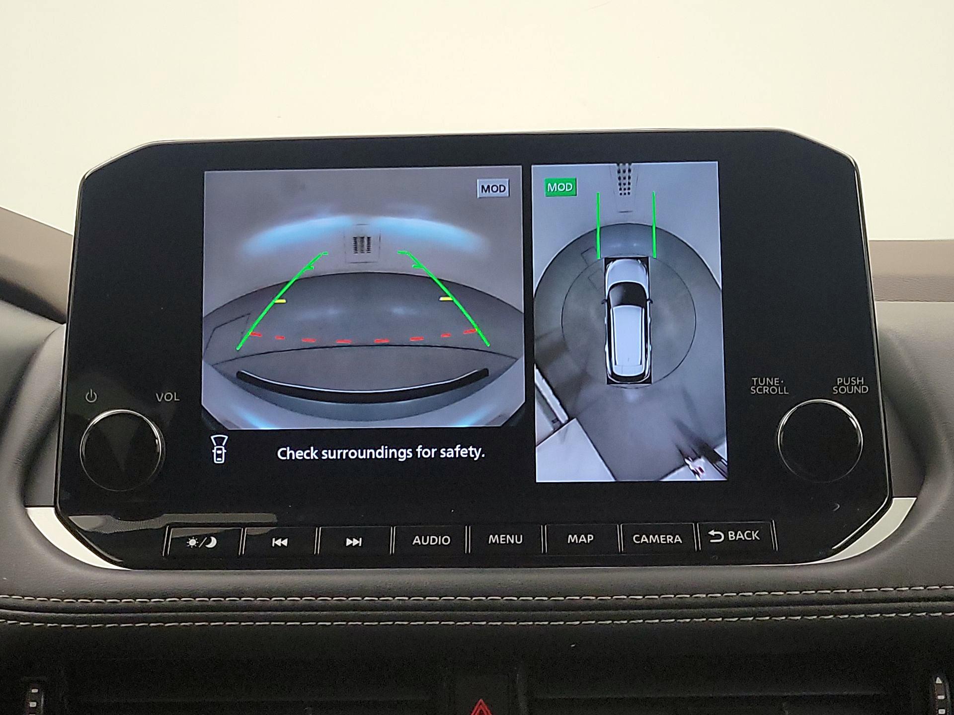 Thumbnail: 2022 Nissan Rogue - 15