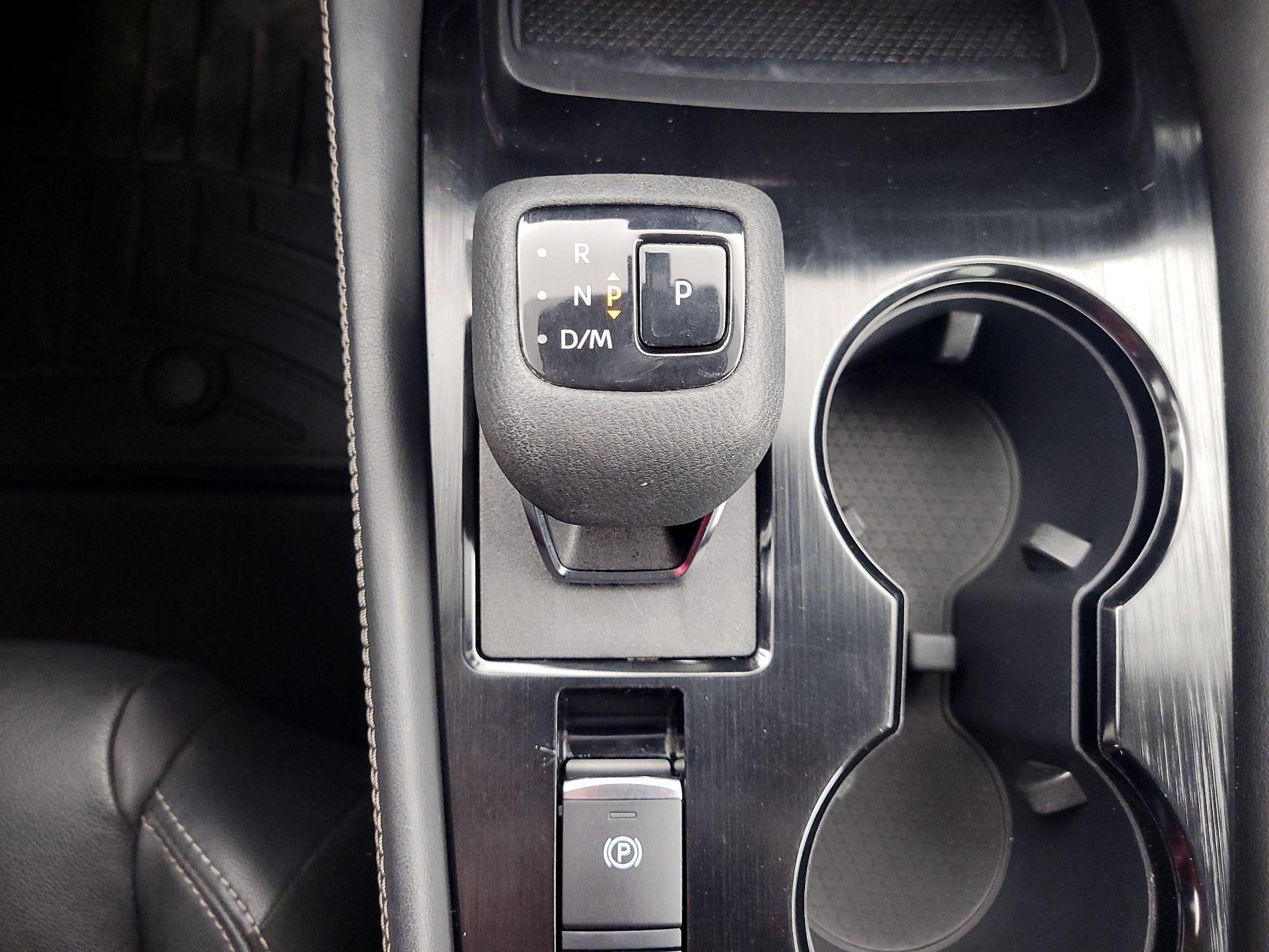 Thumbnail: 2022 Nissan Rogue - 18