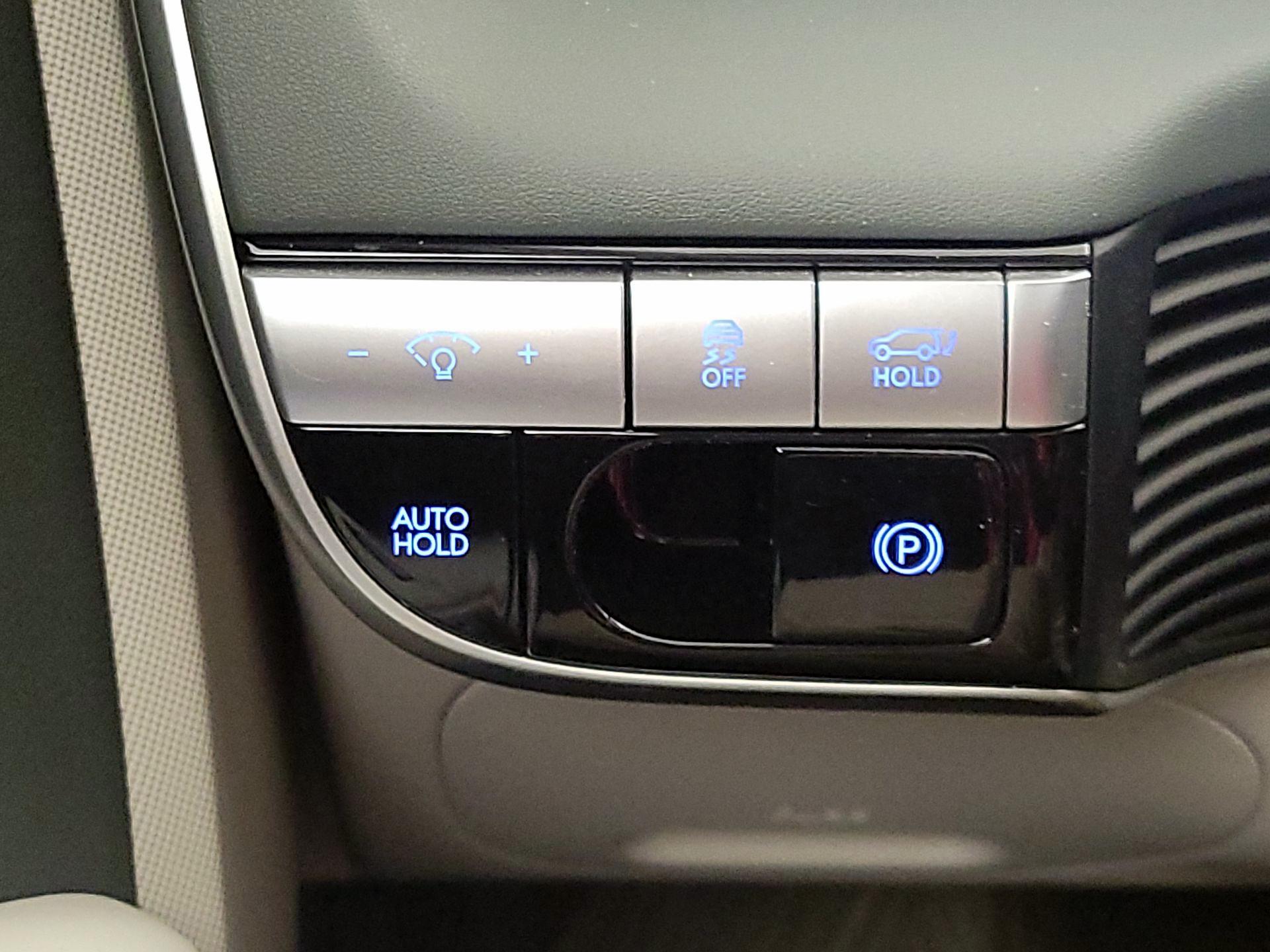 Thumbnail: 2023 Hyundai Ioniq 5 - 13