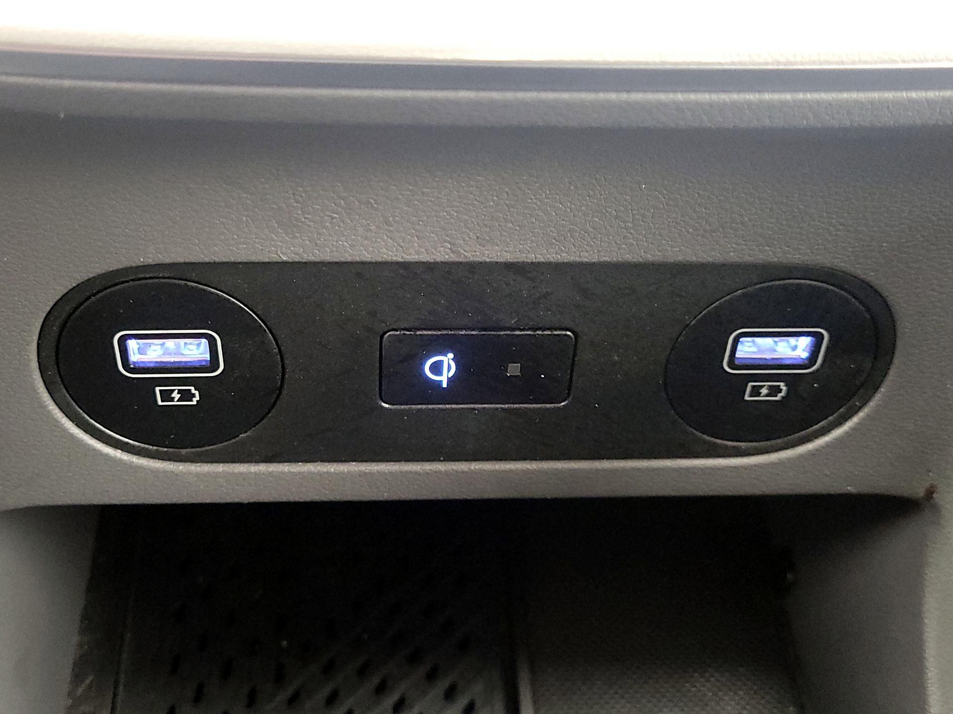 Thumbnail: 2023 Hyundai Ioniq 5 - 19