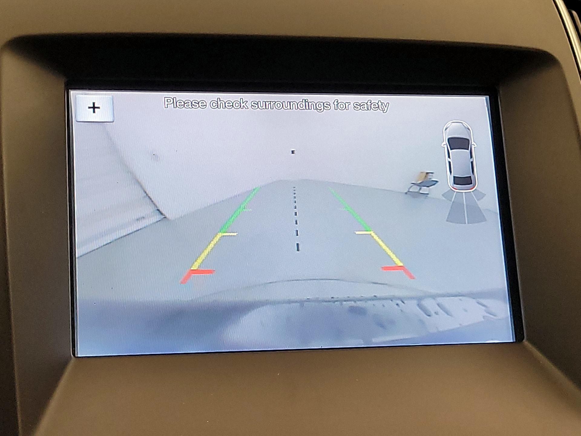 Thumbnail: 2016 Ford Edge - 15