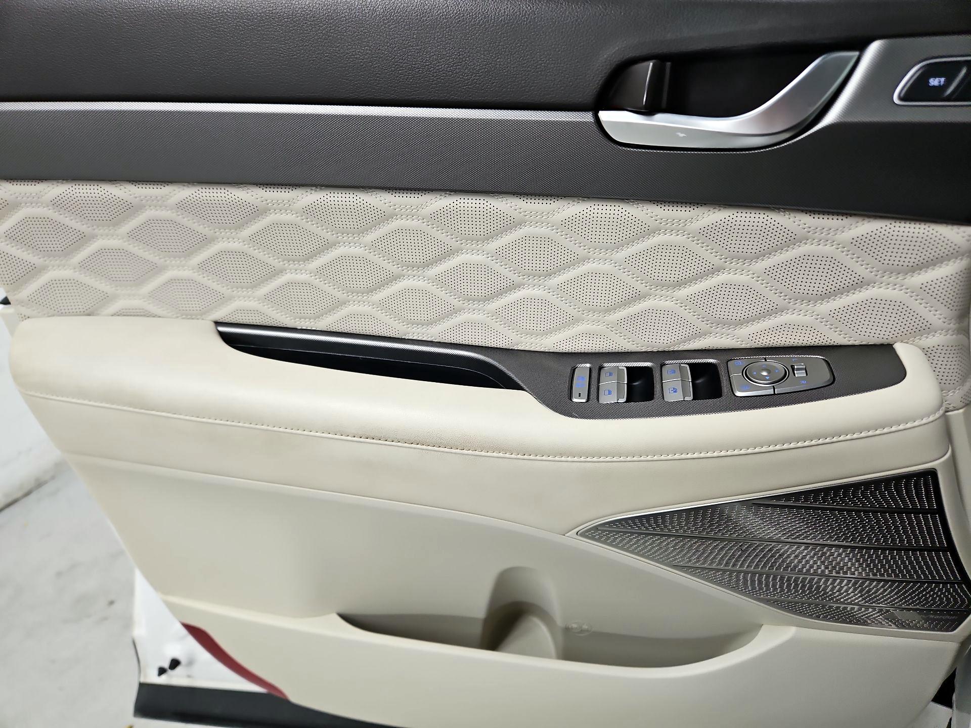 Thumbnail: 2020 Hyundai Palisade - 12